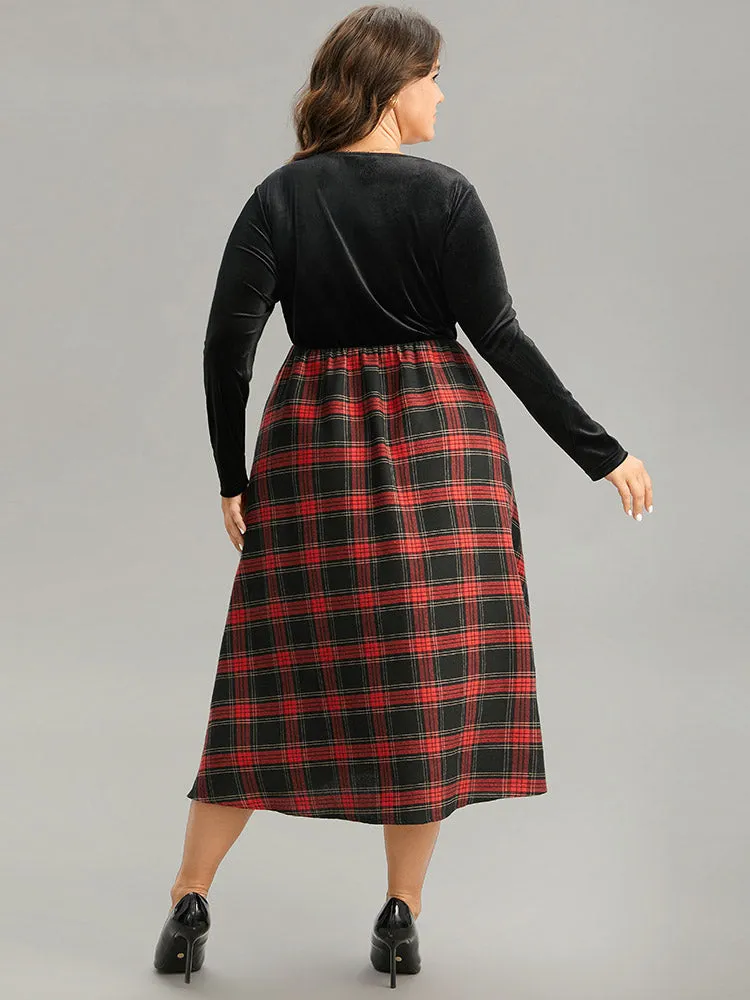 Christmas Plaid Velvet Belted Contrast Notched Dress sold by Bloomchic product image thumbnail 3