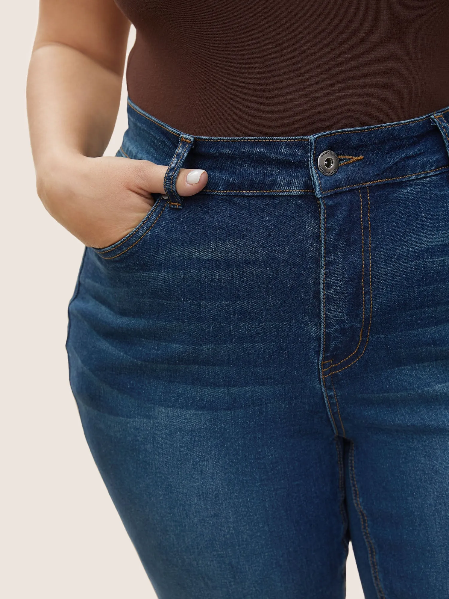 Medium Wash Straight Leg Cropped Jeans sold by Bloomchic product image thumbnail 4