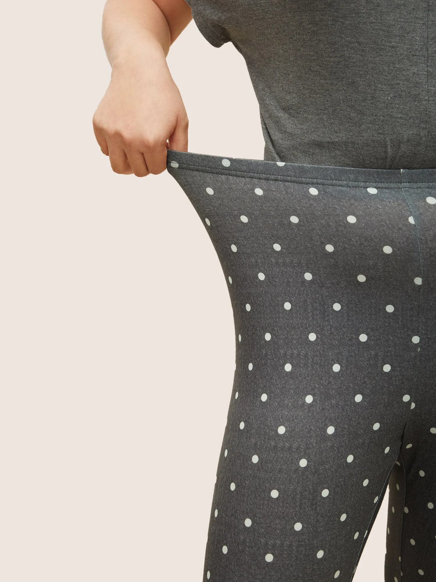 Polka Dot Elastic Waist Slim Sleep Bottoms sold by Bloomchic product image thumbnail 4