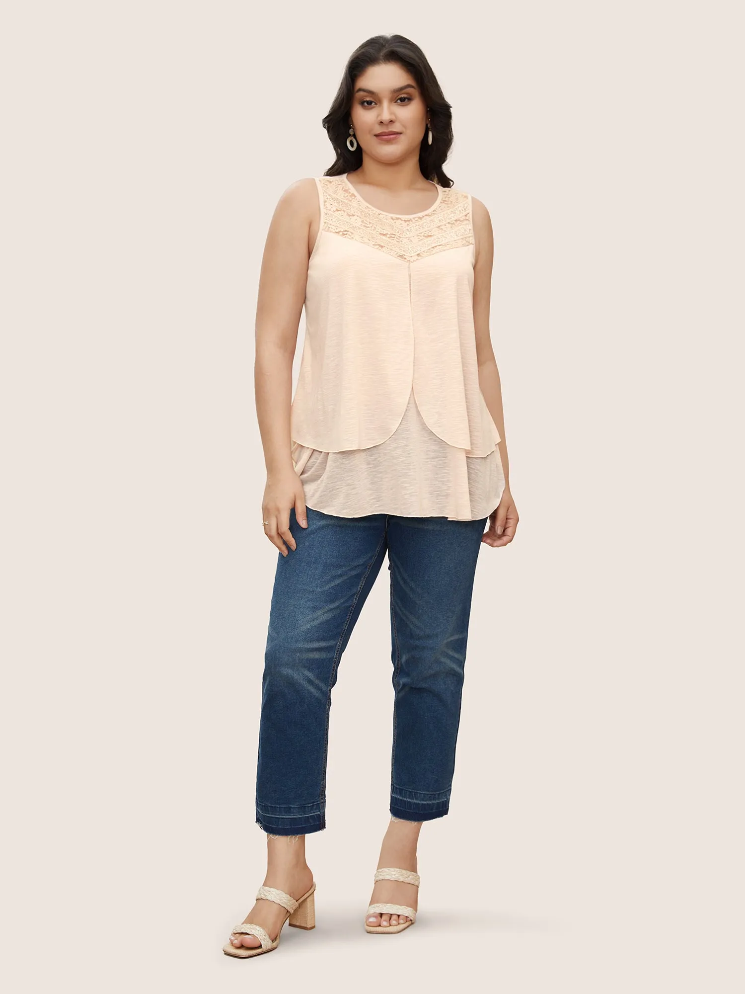 Crew Neck Lace Patchwork Tiered Hem Tank Top sold by Bloomchic product image thumbnail 2