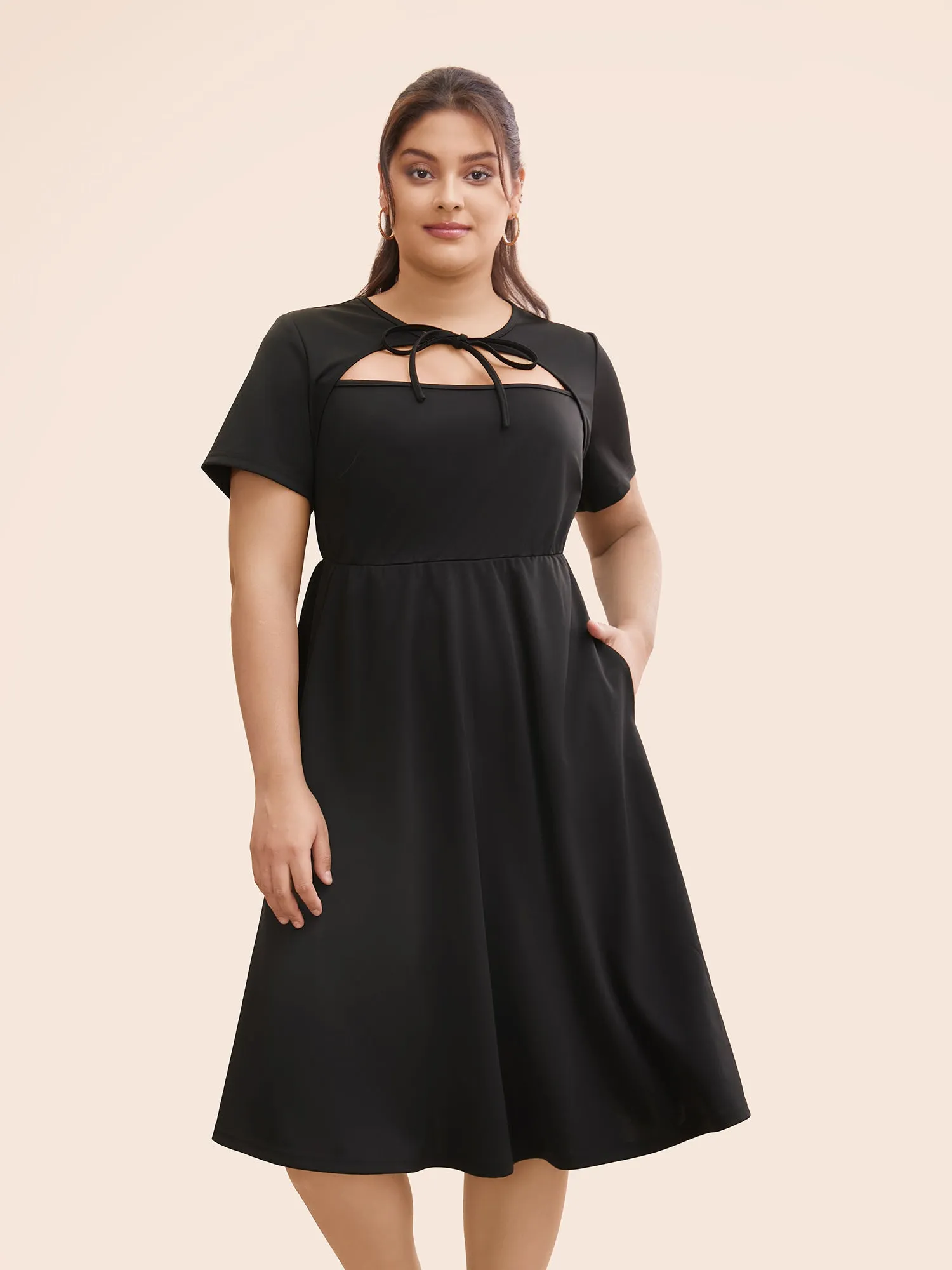 Plain Cut Out Tie Knot Dress sold by Bloomchic product image thumbnail 2