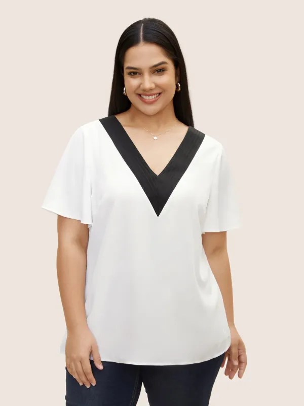 Contrast Trim Pleated Flutter Sleeve Blouse sold by Bloomchic