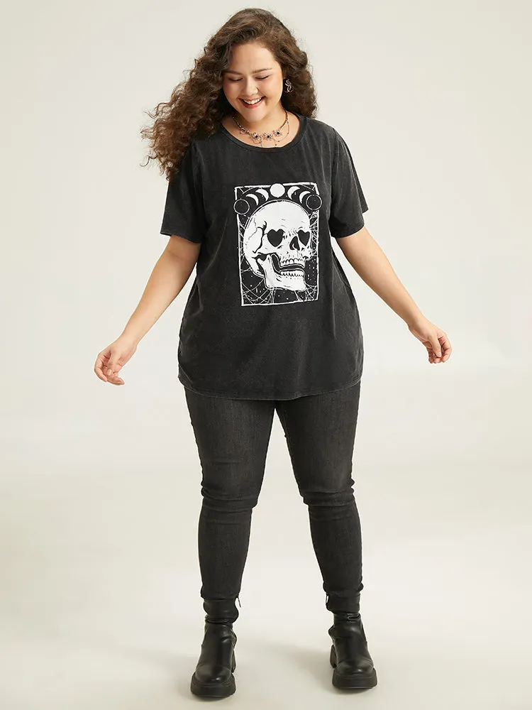 Halloween Skull & Moon Print T-shirt sold by Bloomchic product image thumbnail 4