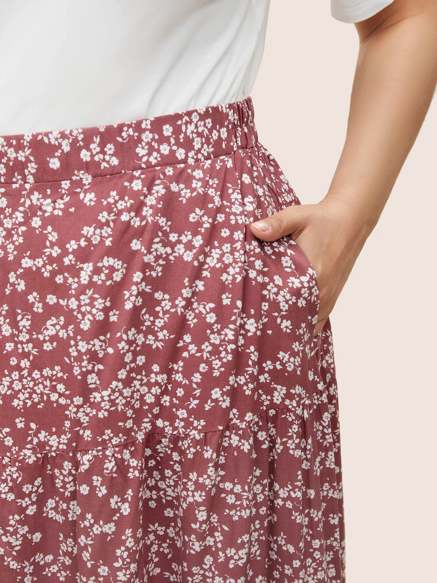 Ditsy Floral Elastic Waist Pocket Skirt sold by Bloomchic product image thumbnail 4