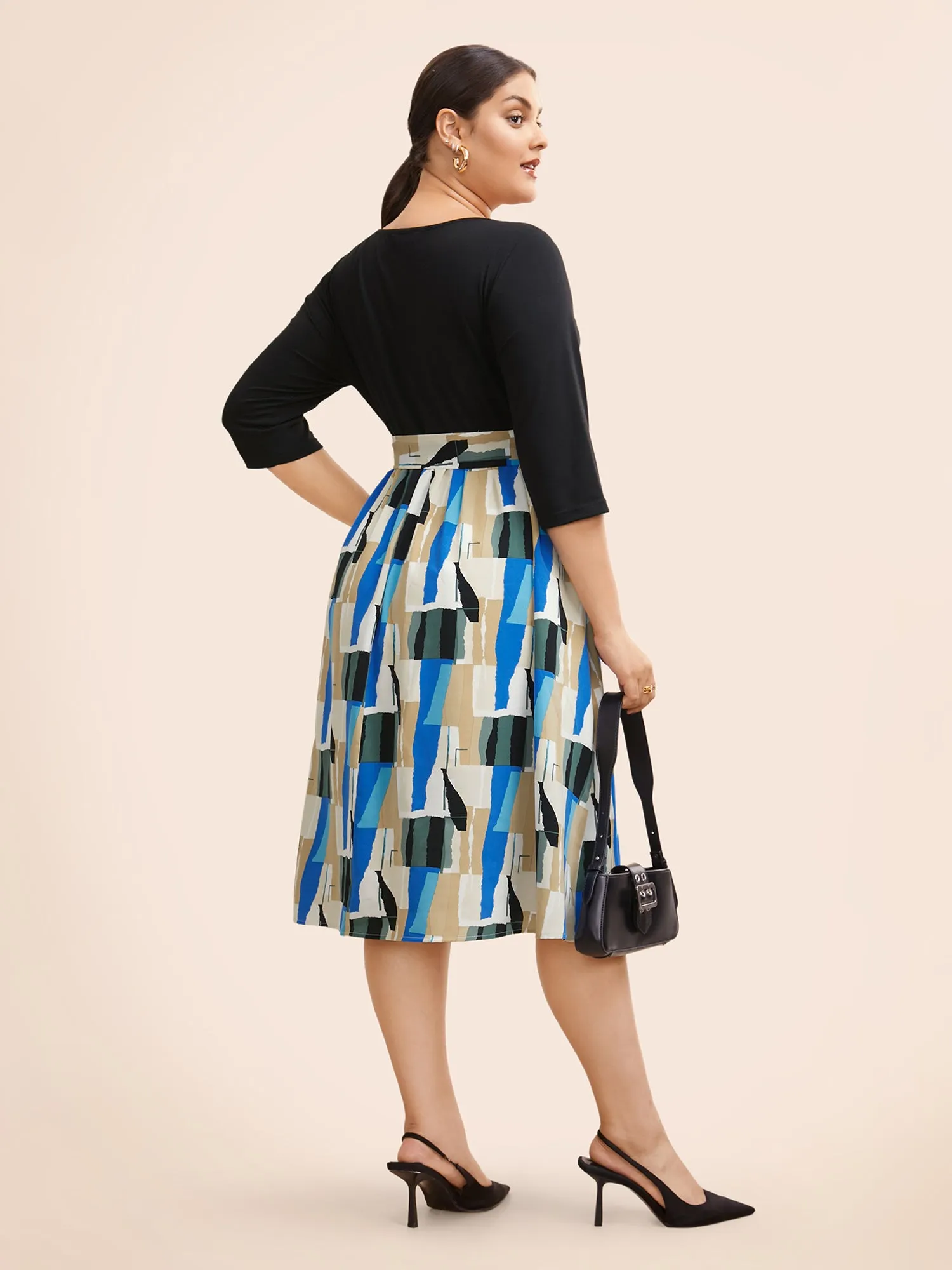 Heart Neckline Colorblock Contrast Patchwork Dress sold by Bloomchic product image thumbnail 3