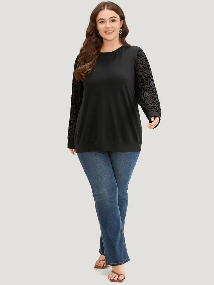 Leopard Mesh Patchwork Round Neck Sweatshirt sold by Bloomchic product image thumbnail 4