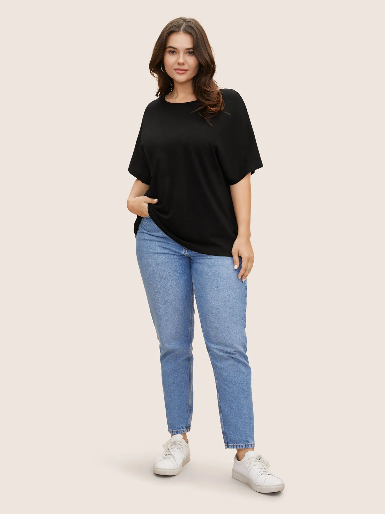 Solid Crew Neck Cut Out Patchwork T-shirt sold by Bloomchic product image thumbnail 3