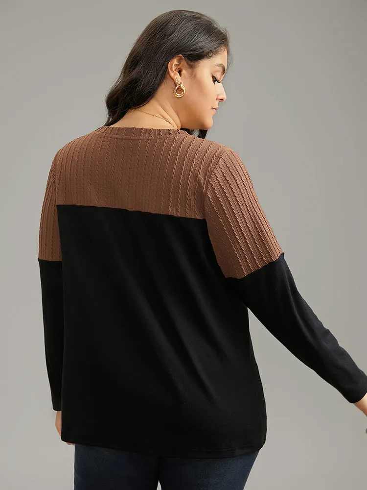 Textured Patchwork Contrast Crew Neck Knit T-shirt sold by Bloomchic product image thumbnail 2