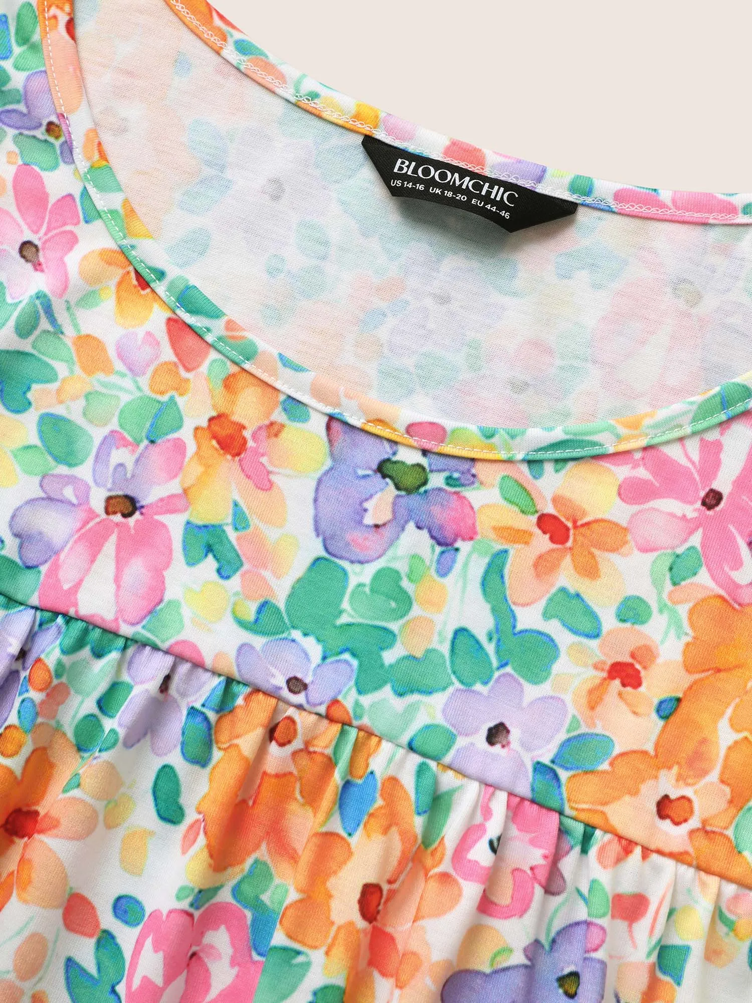 Crew Neck Colored Floral Gathered T-shirt sold by Bloomchic product image thumbnail 5