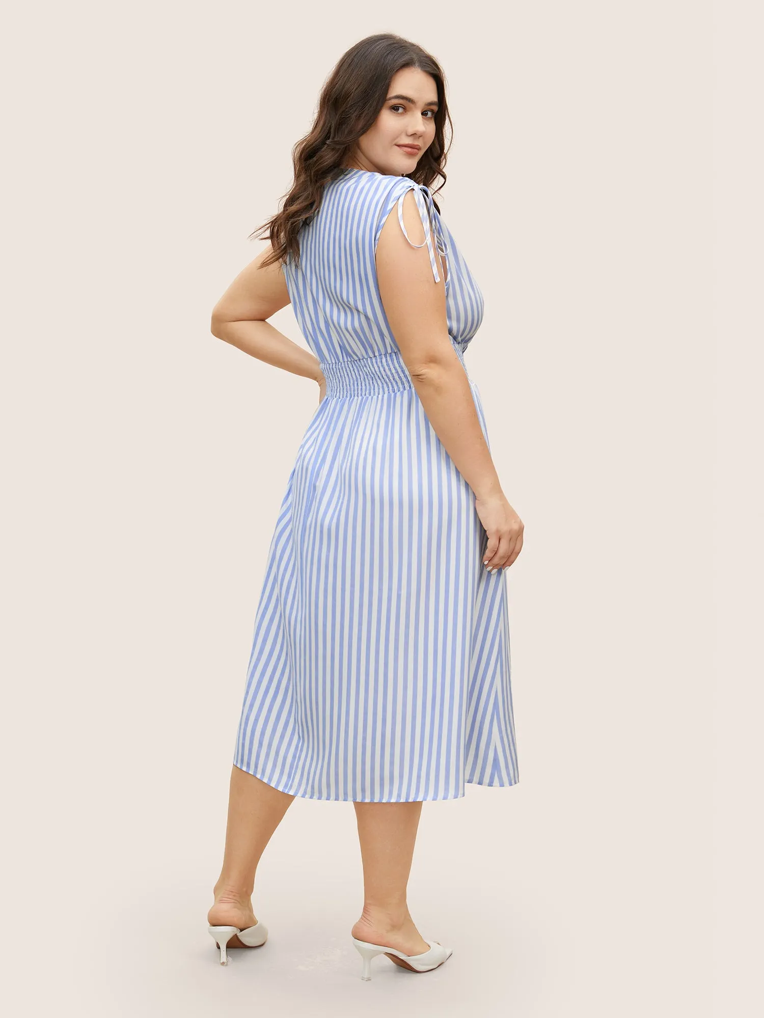 Striped Drawstring Shirred Dolman Sleeve Dress sold by Bloomchic product image thumbnail 4