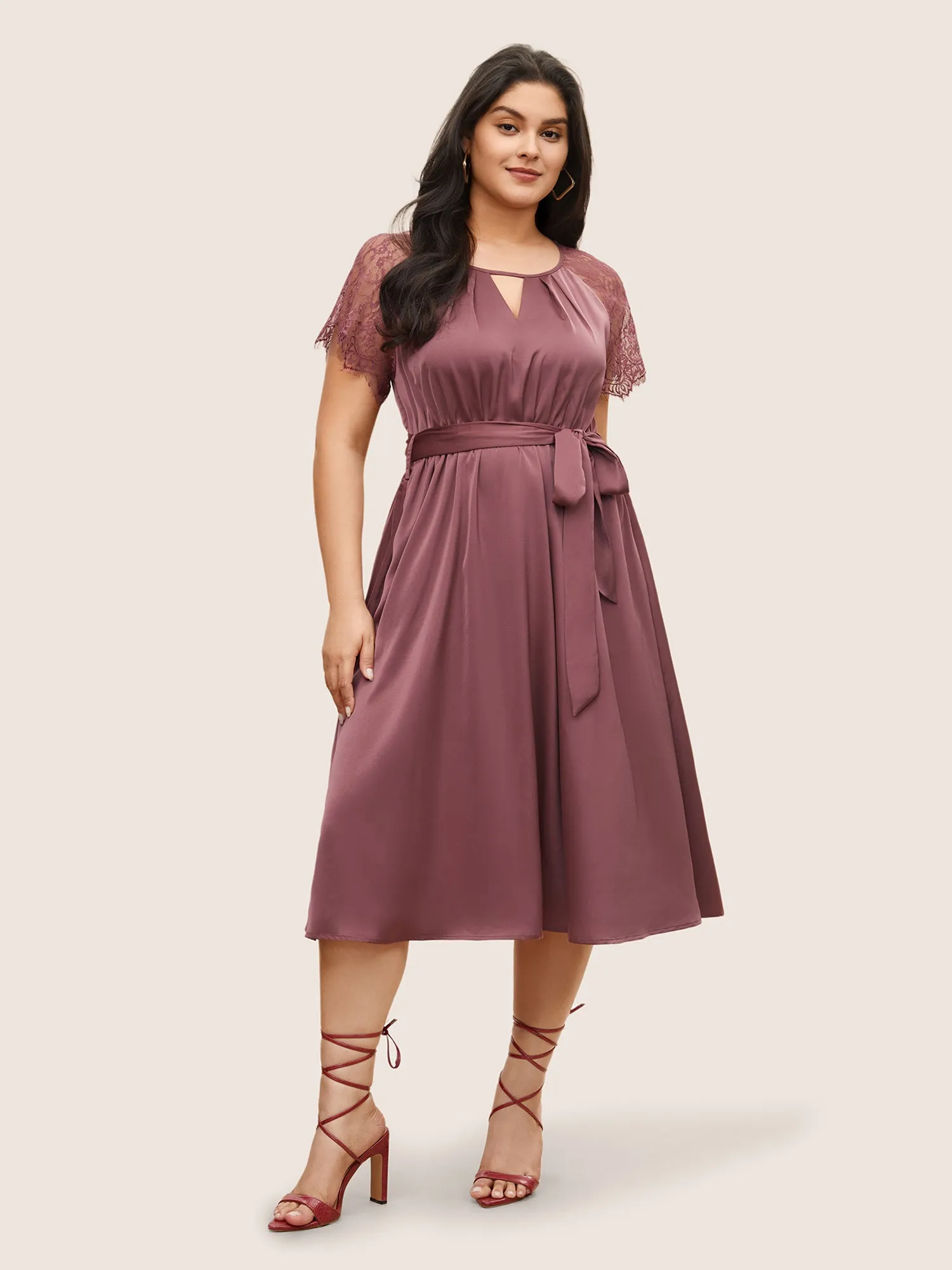 Lace Panel Keyhole Pleated Raglan Sleeve Dress sold by Bloomchic product image thumbnail 2