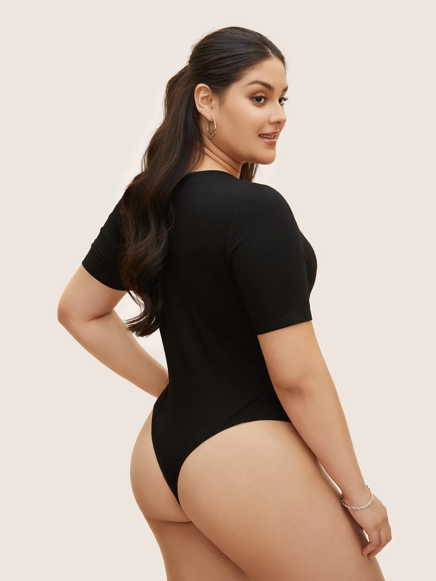 Plain Round Neck Slim Fit Bodysuit sold by Bloomchic product image thumbnail 4