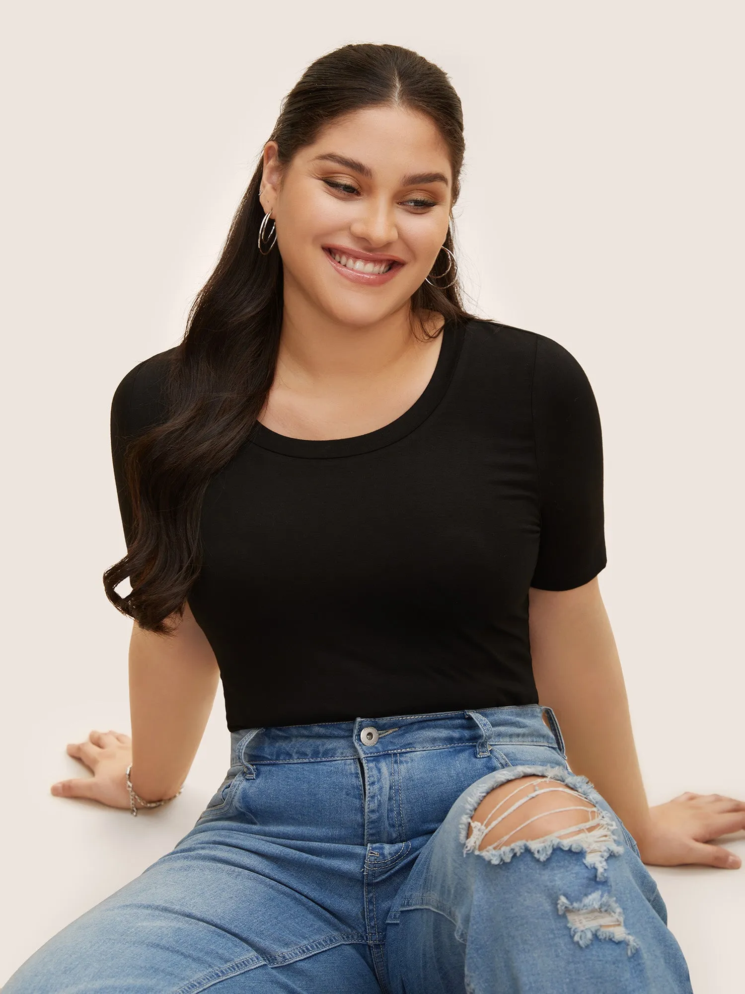 Plain Round Neck Slim Fit Bodysuit sold by Bloomchic product image thumbnail 2