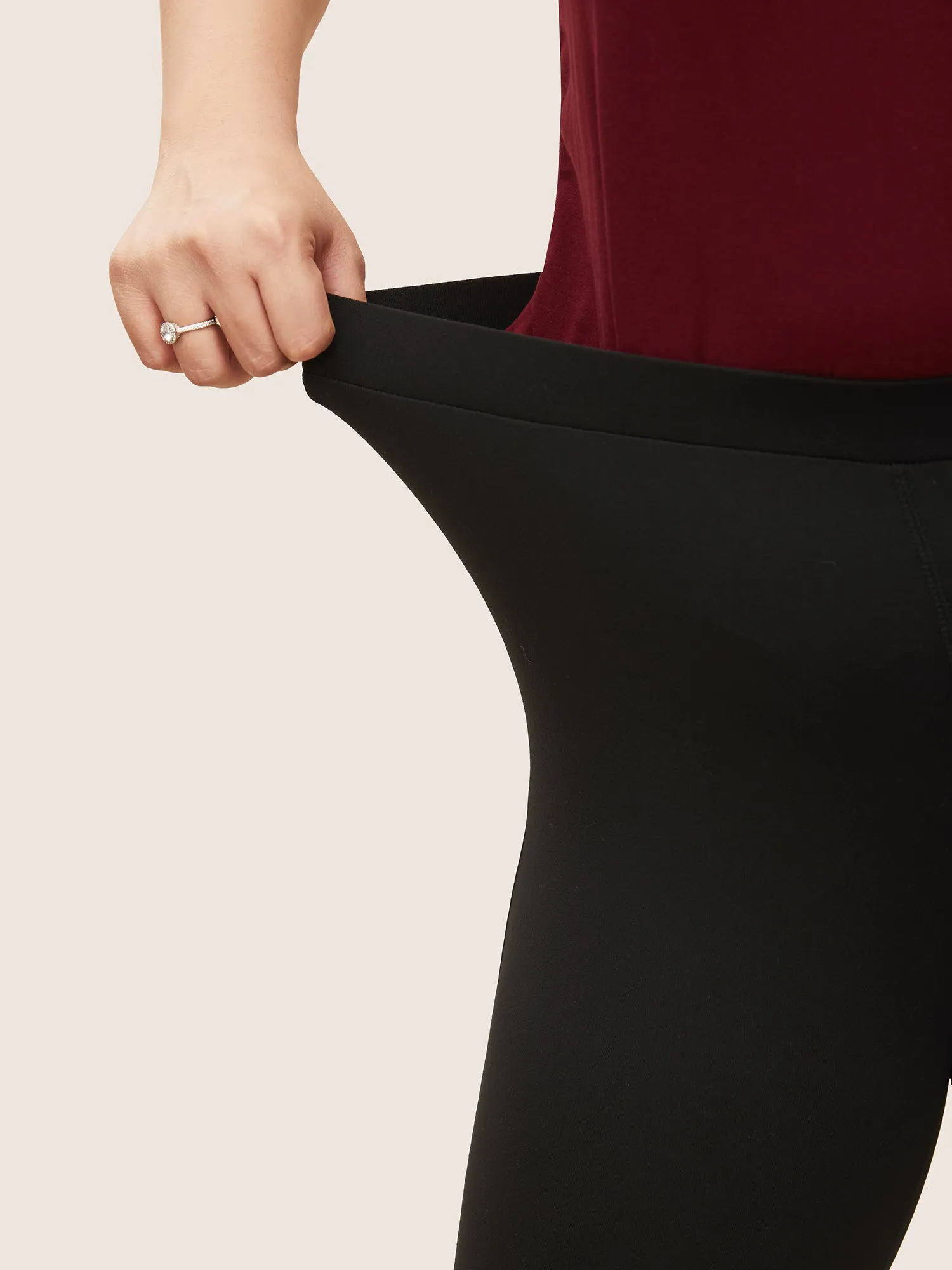 Cubic Zirconia Detail Cut Out Skinny Leggings sold by Bloomchic product image thumbnail 4