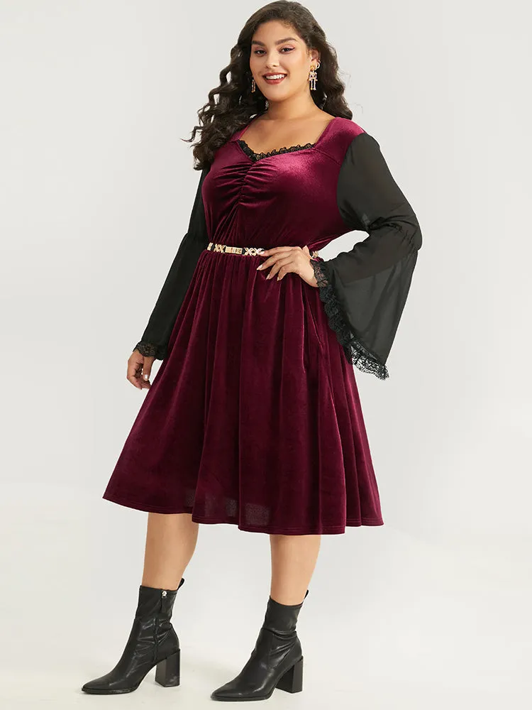 Halloween Two Tone Velvet Ruched Lace Panel Bell Sleeve Dress sold by Bloomchic product image thumbnail 3