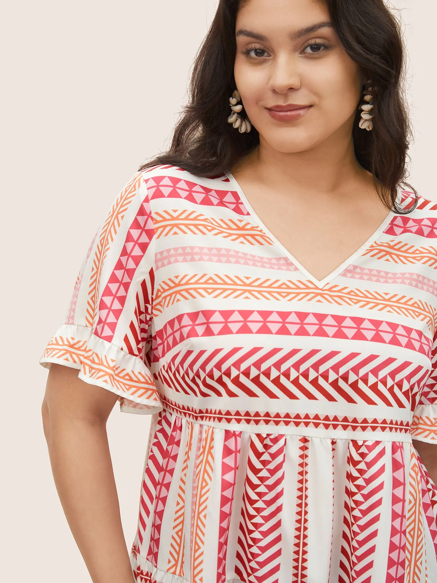 V Neck Geometric Patchwork Ruffles Blouse sold by Bloomchic product image thumbnail 3