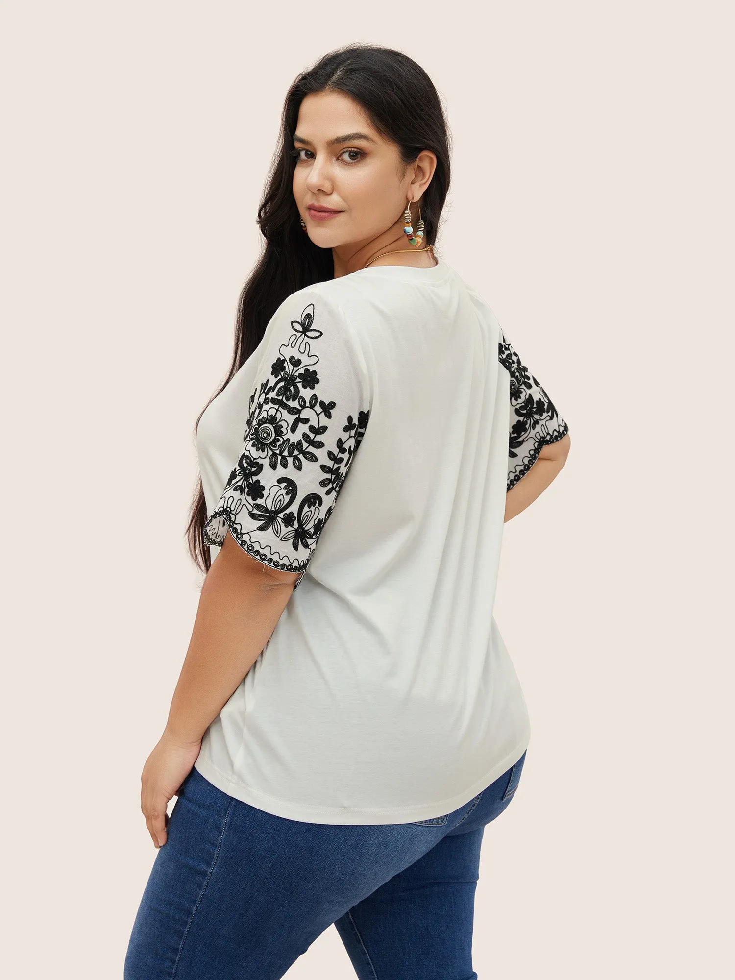Round Neck Floral Embroidered Scalloped Trim T-shirt sold by Bloomchic product image thumbnail 2