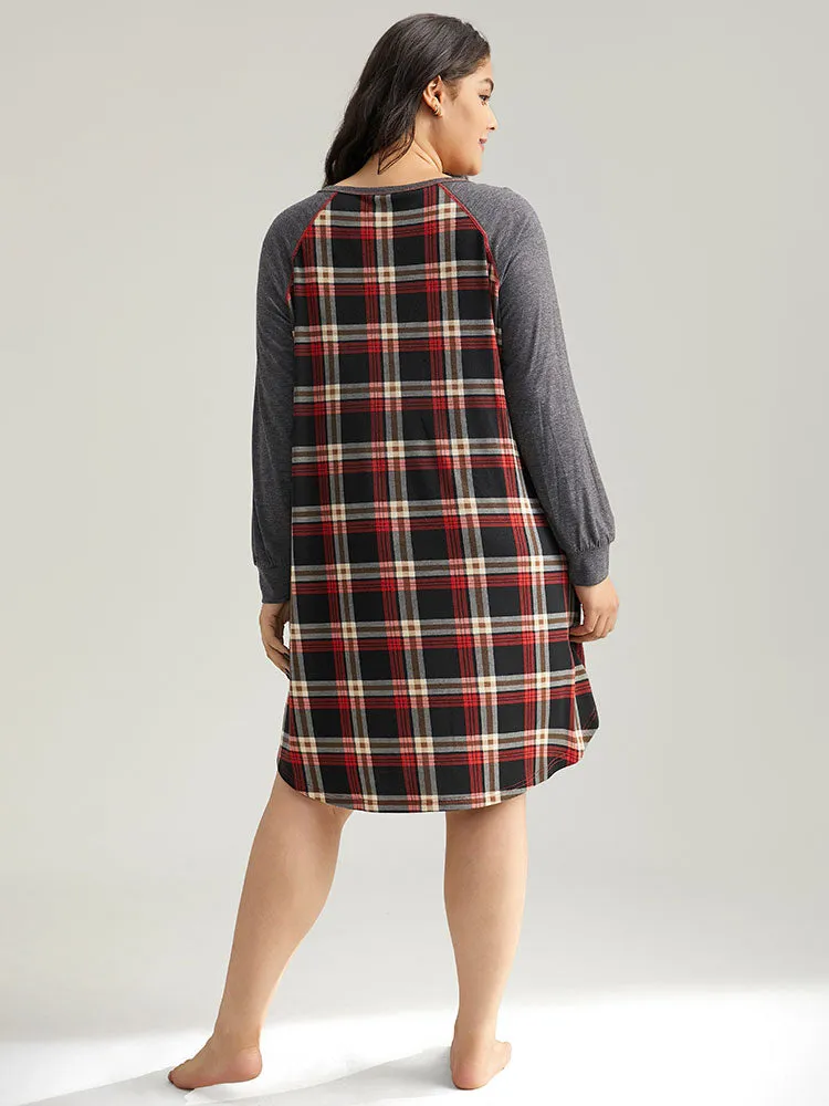 Plaid Patchwork Contrast Curved Hem Sleep Dress sold by Bloomchic product image thumbnail 2