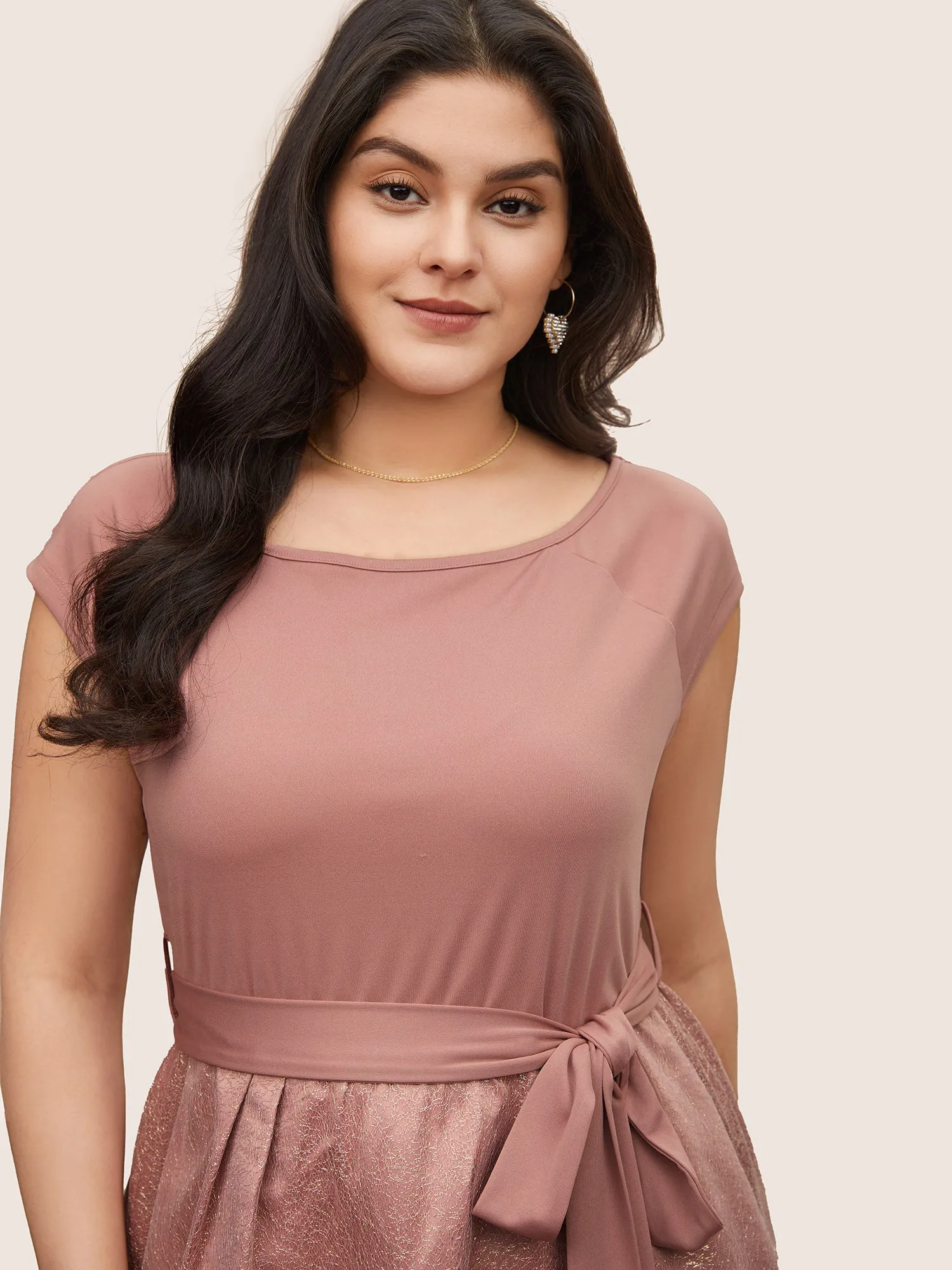 Textured Mesh Patchwork Belted Boat Neck Dress sold by Bloomchic product image thumbnail 4