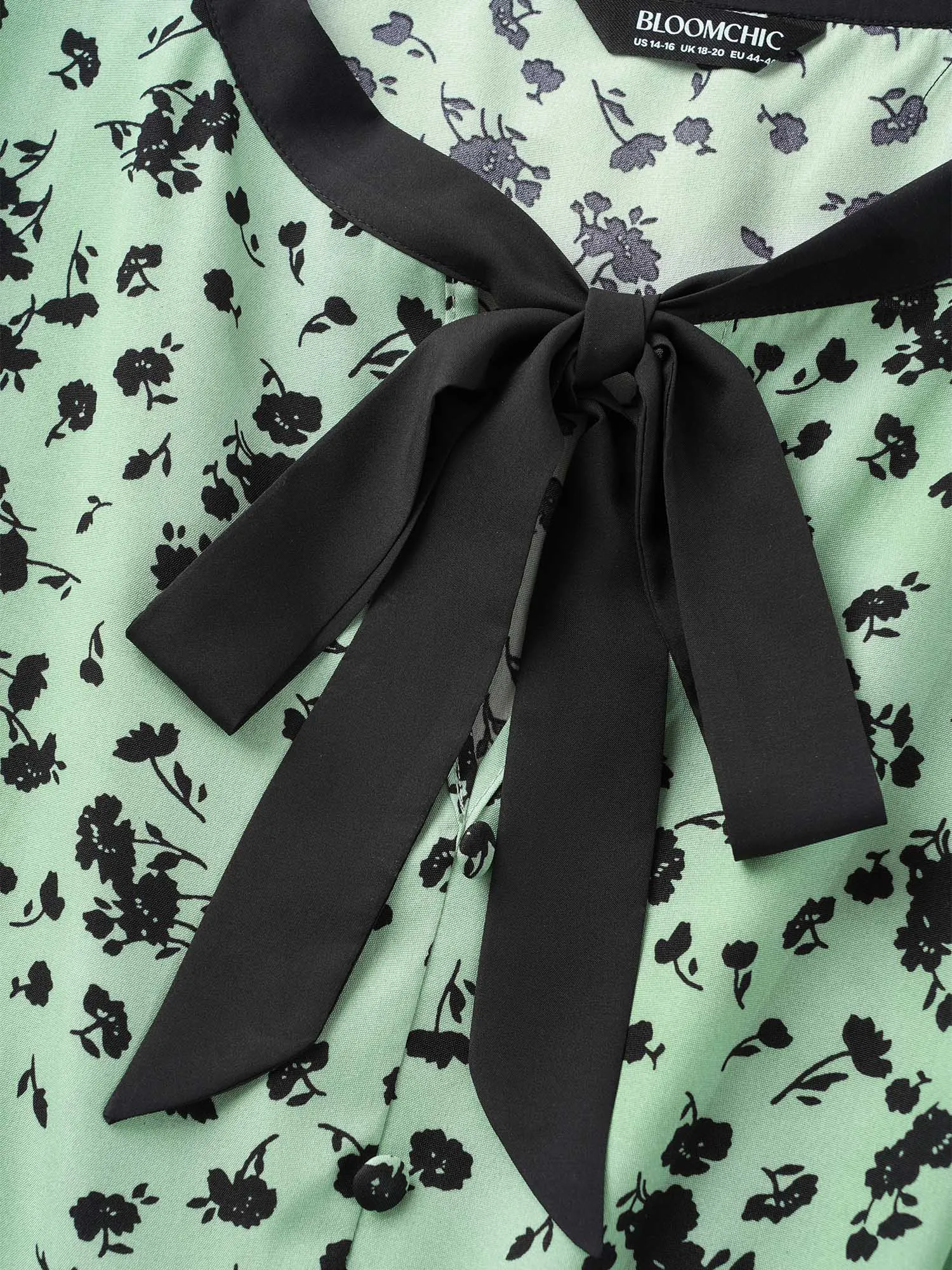 Floral A-line Midi Dress sold by Bloomchic product image thumbnail 5