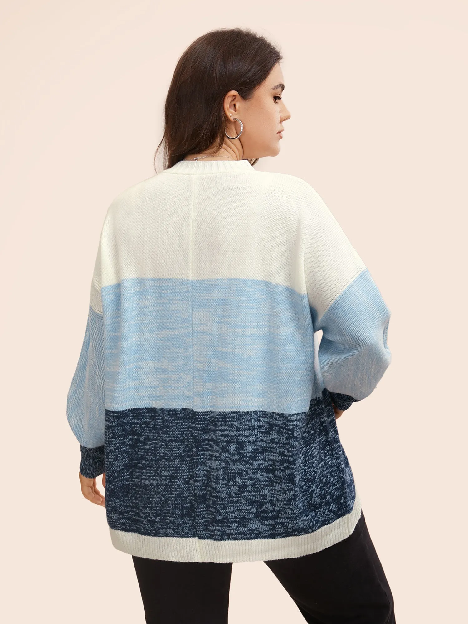 Colorblock Contrast Curved Hem Cardigan sold by Bloomchic product image thumbnail 2