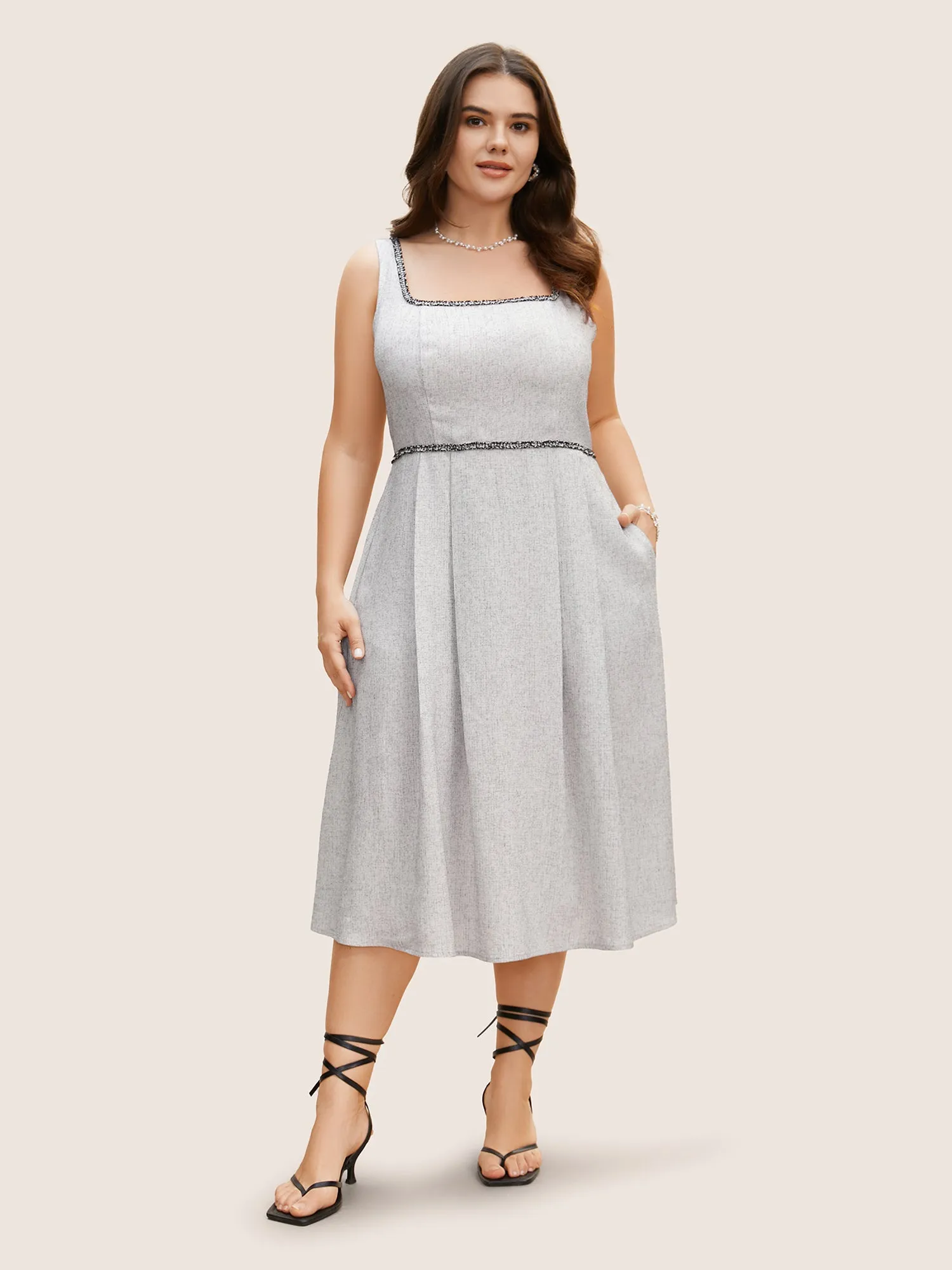 Square Neck Contrast Webbing Pleated Dress sold by Bloomchic product image thumbnail 3