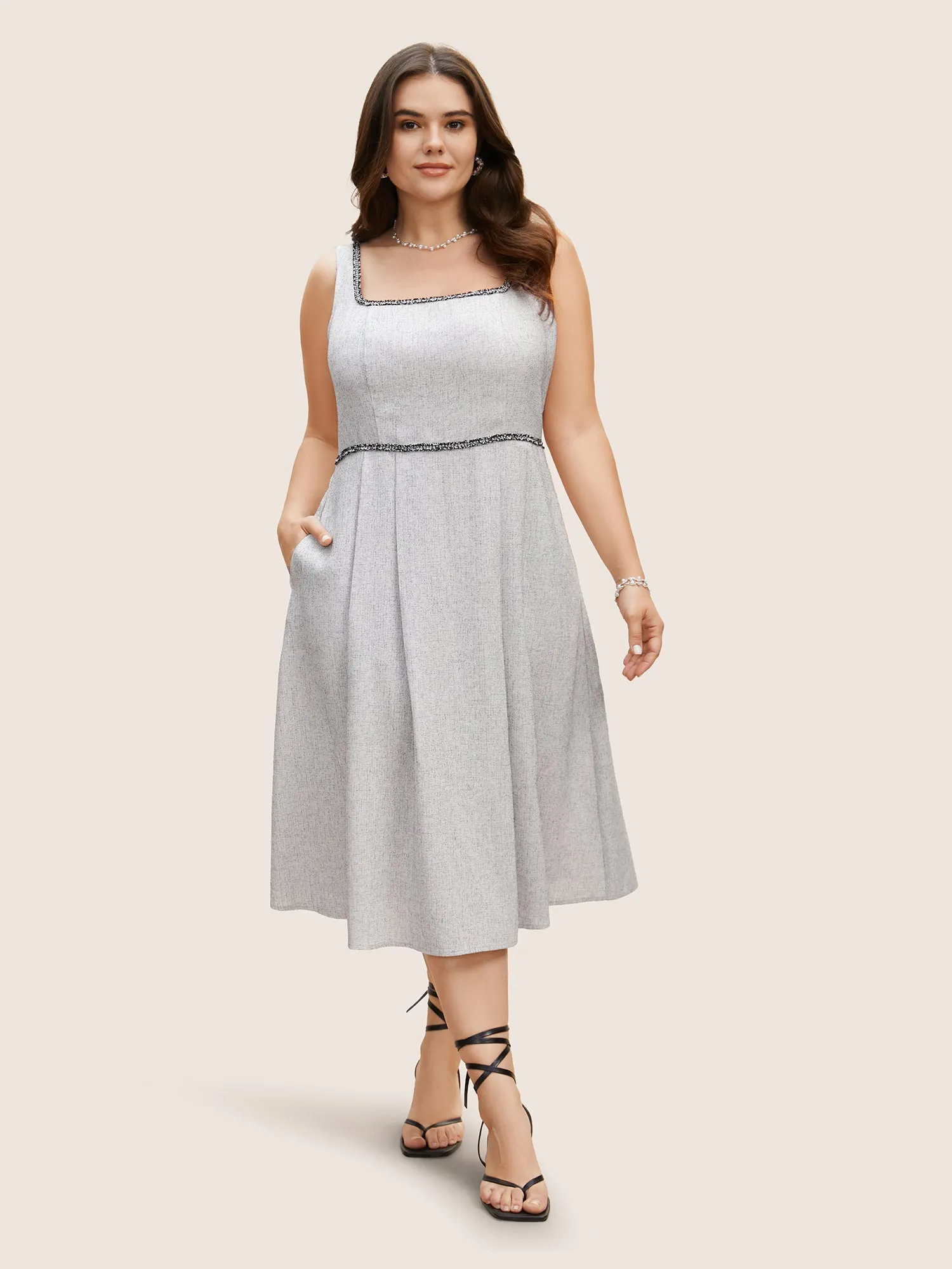 Square Neck Contrast Webbing Pleated Dress sold by Bloomchic