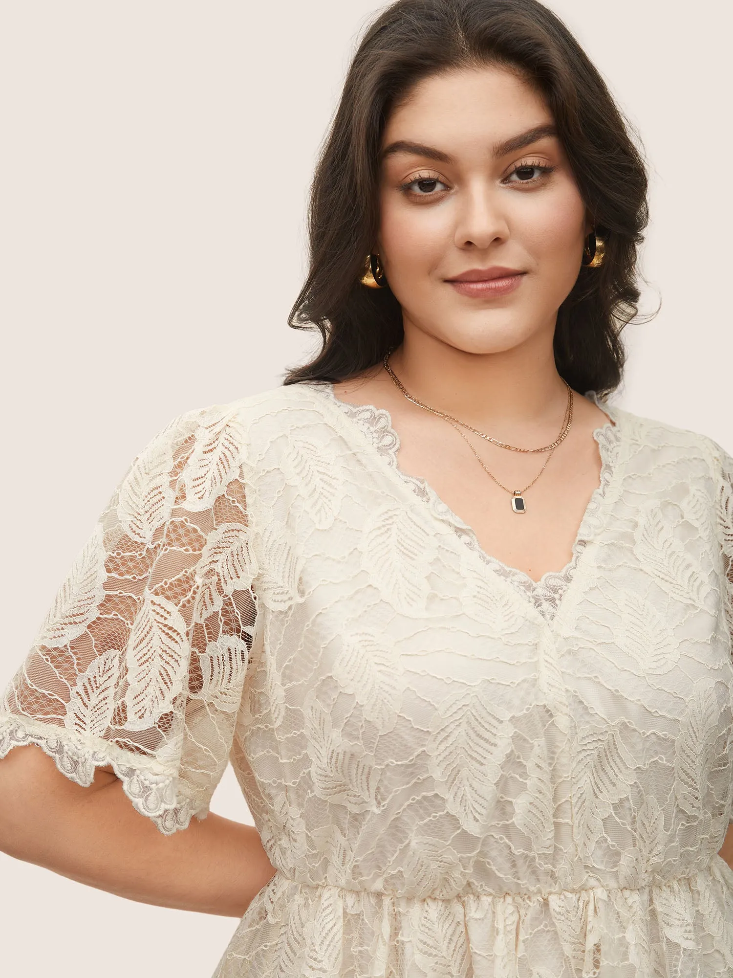 Lace Panel Mesh Patchwork Elastic Waist Blouse sold by Bloomchic product image thumbnail 3