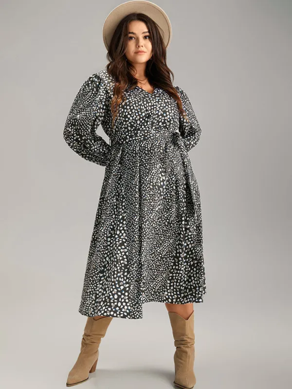 Allover Print Elastic Waist Pocket Pleated Dress sold by Bloomchic
