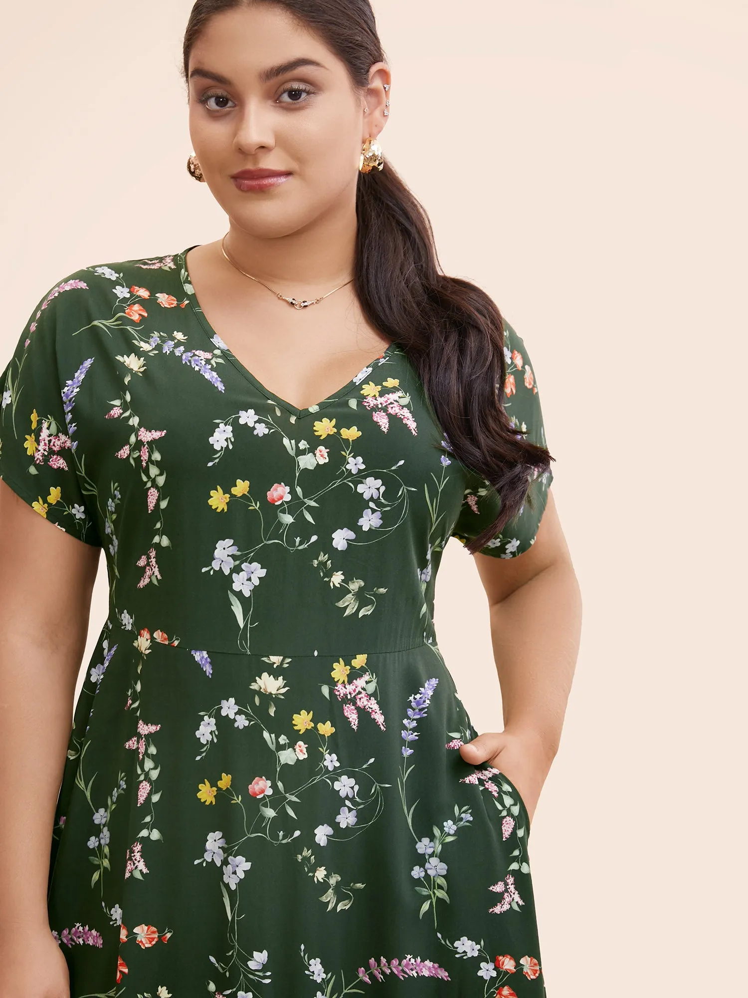 Floral V Neck Dolman Sleeve Midi Dress sold by Bloomchic product image thumbnail 3