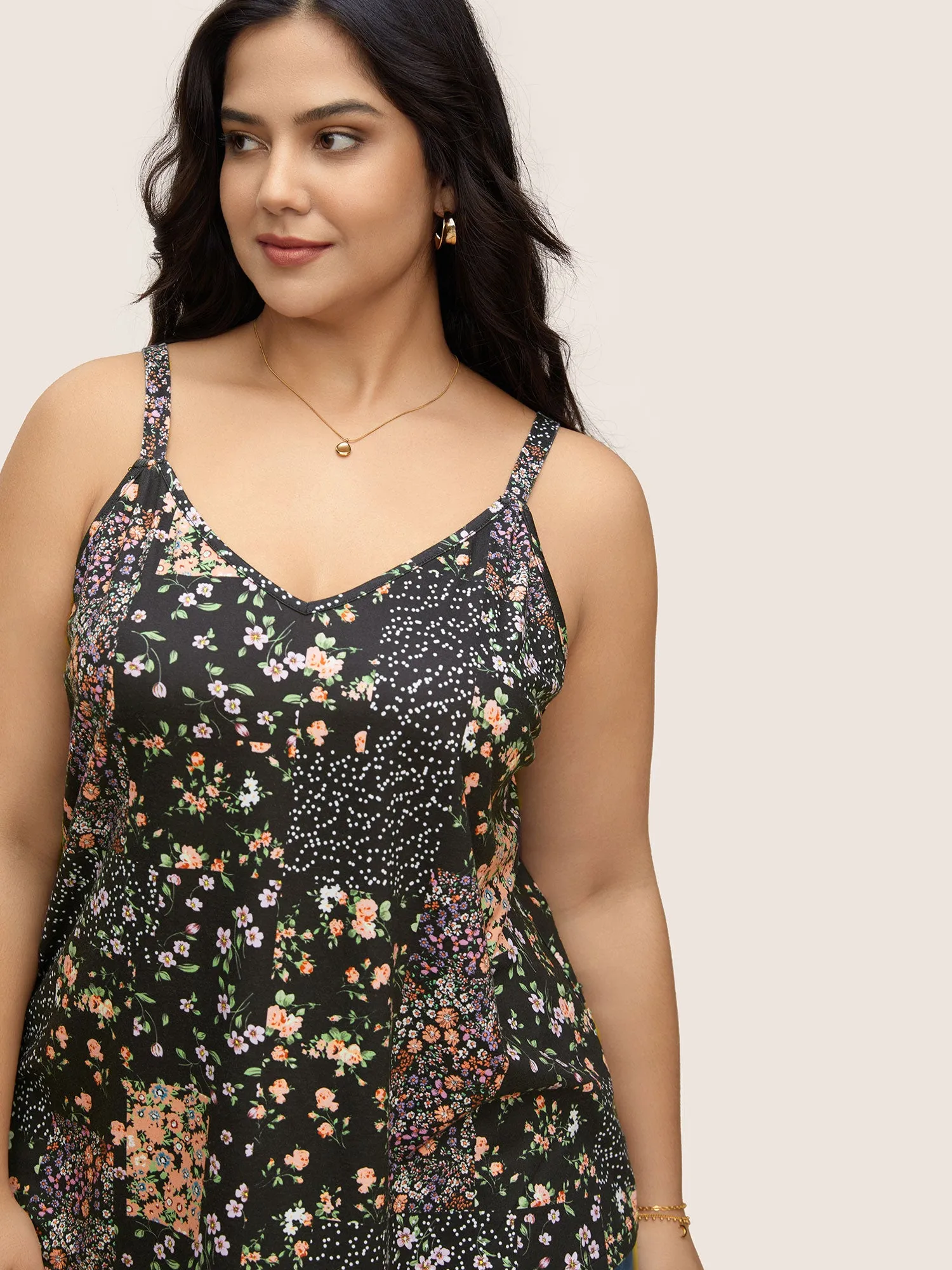 V Neck Ditsy Floral Patchwork Cami Top sold by Bloomchic product image thumbnail 4