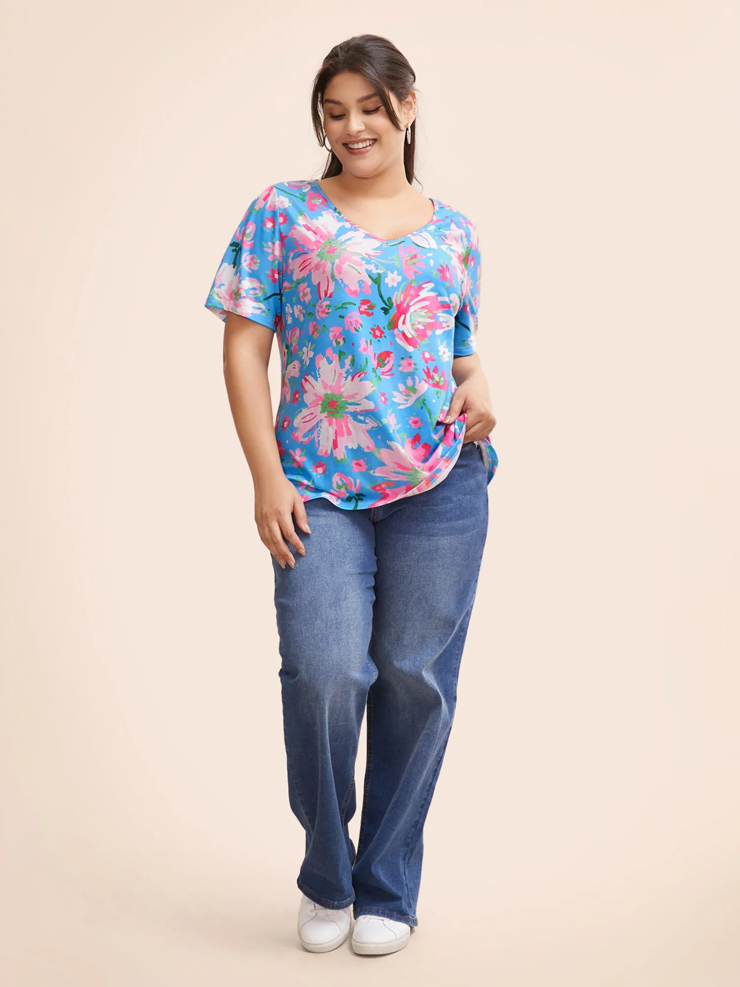 V Neck Natural Flowers T-shirt sold by Bloomchic product image thumbnail 3