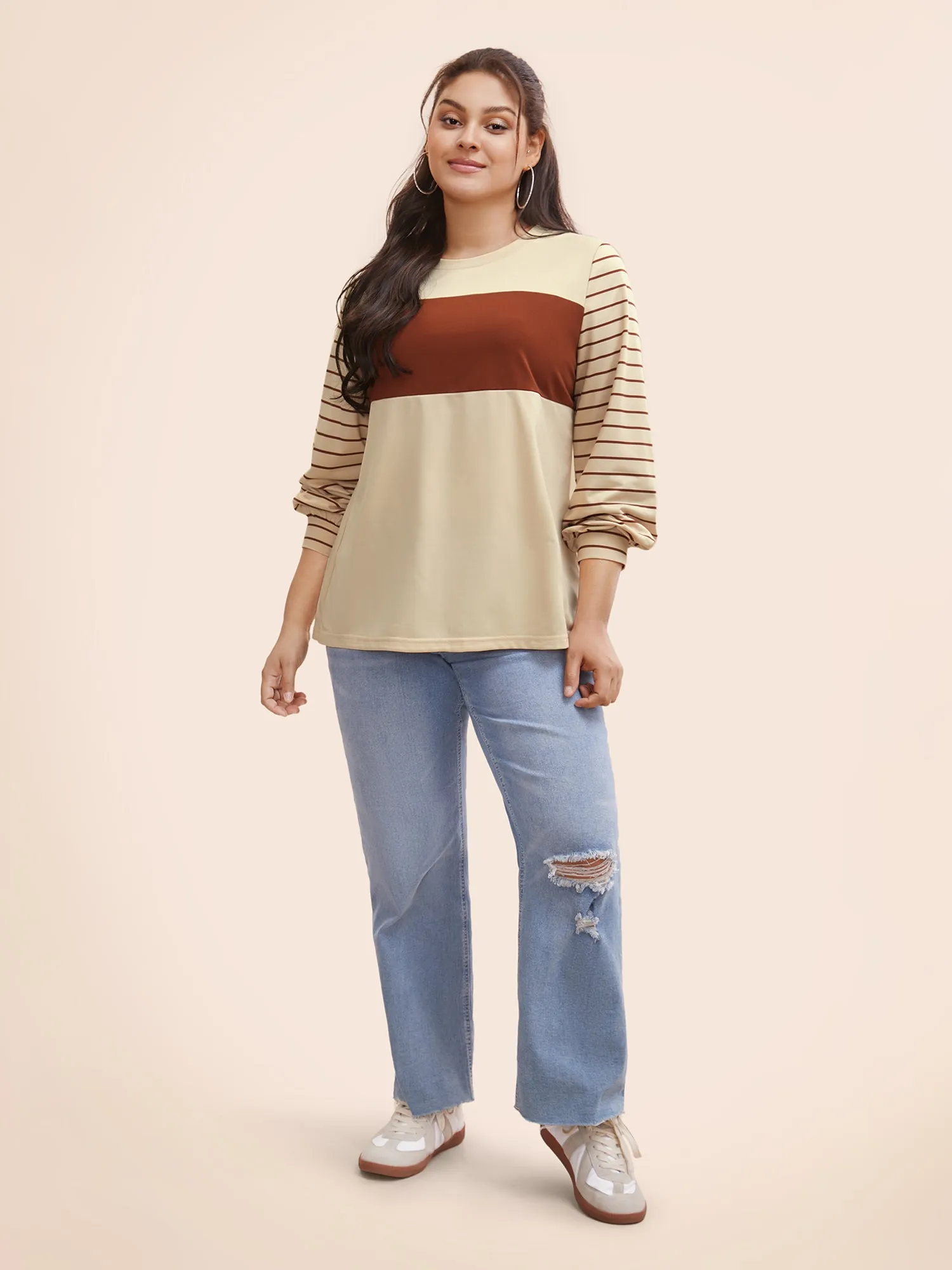 Round Neck Striped Contrast Patchwork Sweatshirt sold by Bloomchic product image thumbnail 3