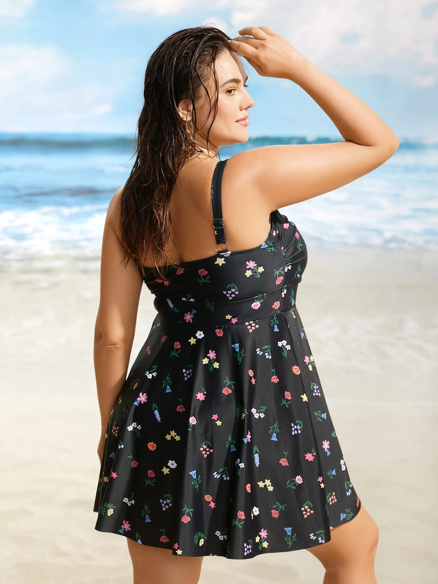 Heart Neckline Floral Twist Front Swim Dress sold by Bloomchic product image thumbnail 2