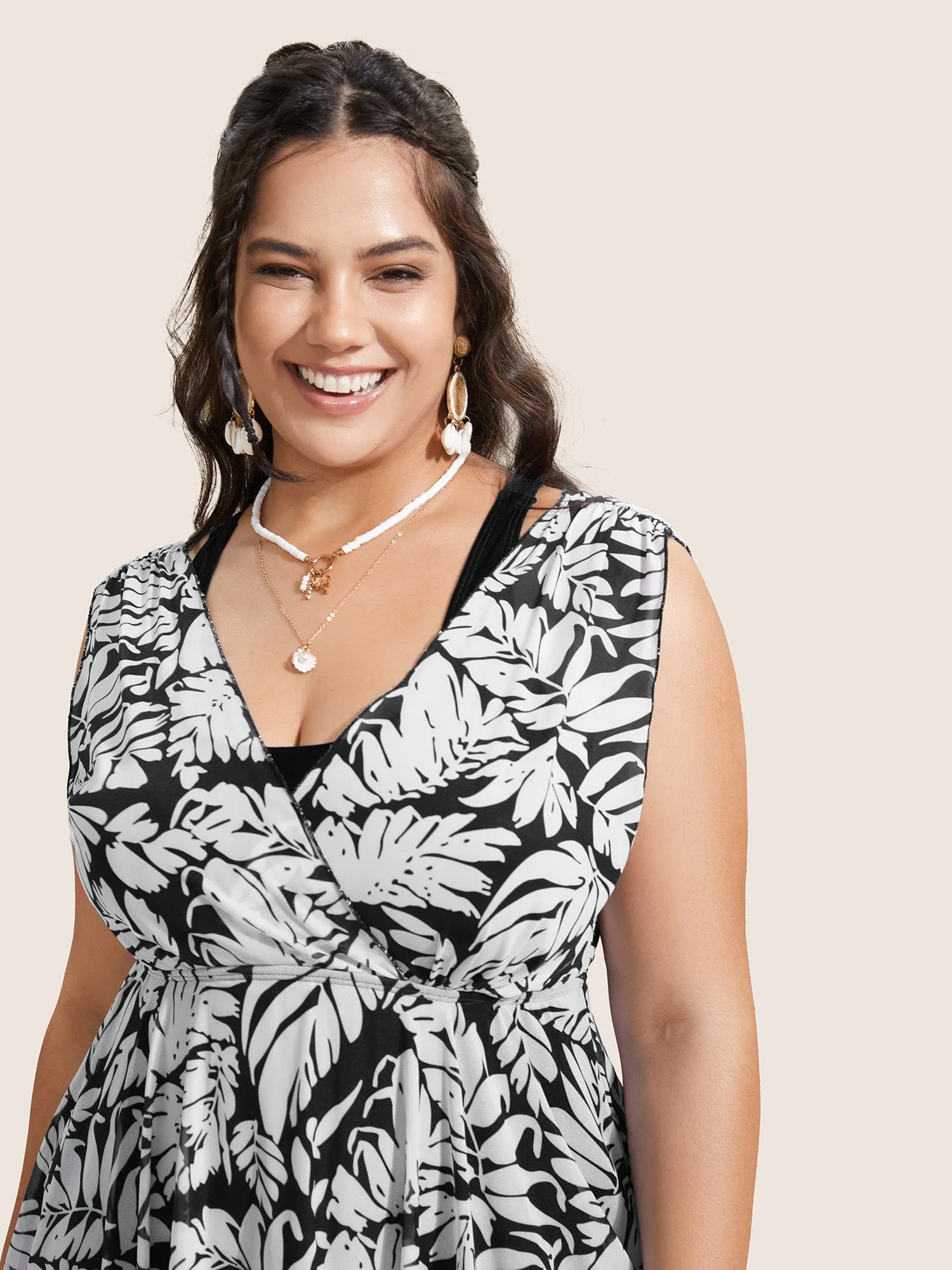 Tropical Print V Neck Sleeveless Swim Dress sold by Bloomchic product image thumbnail 4