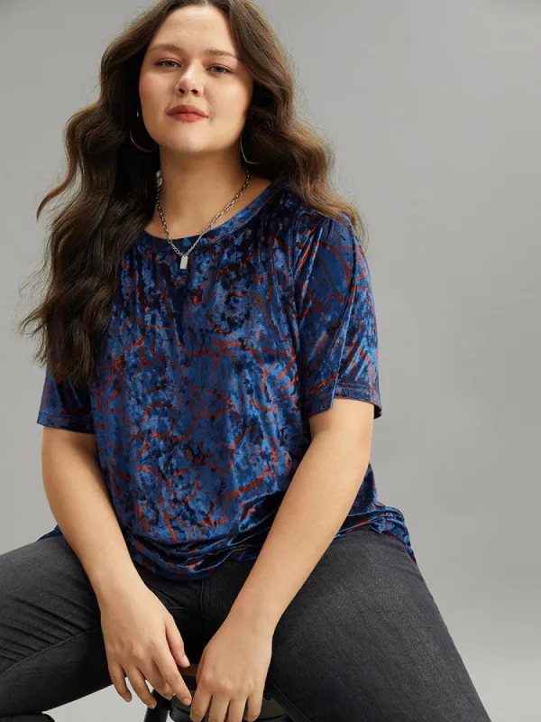 Silhouette Floral Print Crew Neck T-shirt sold by Bloomchic