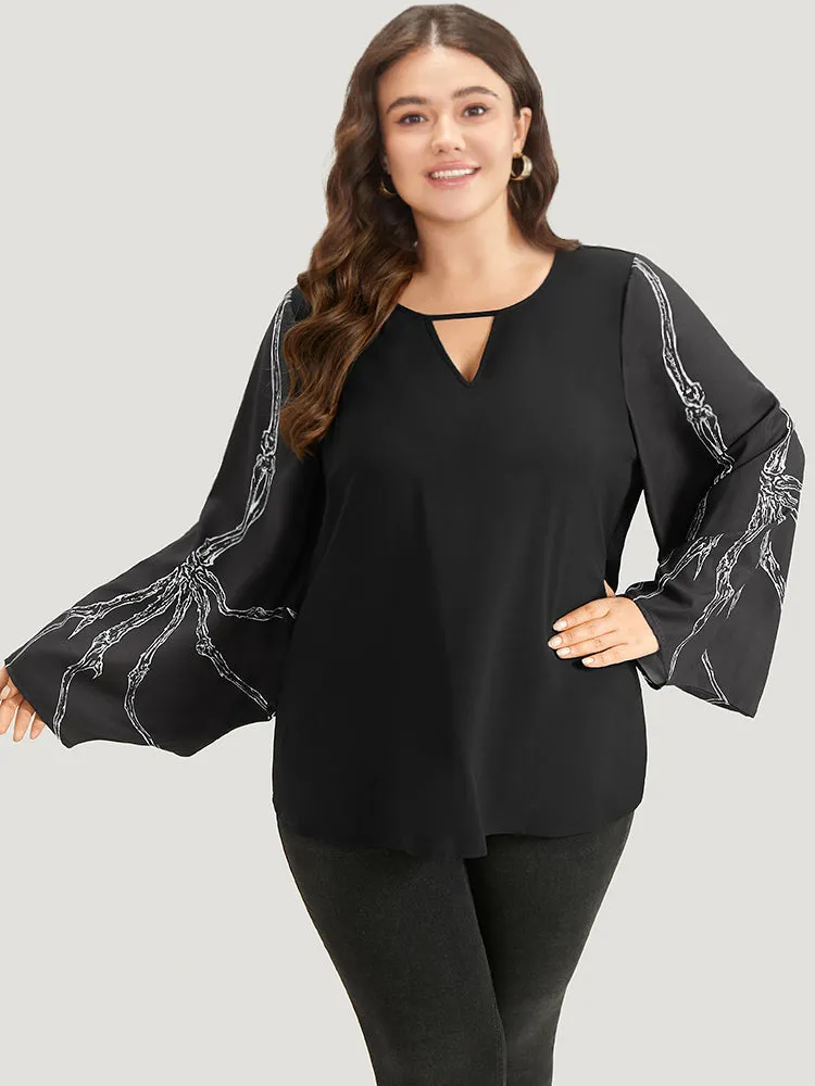 Halloween Skull Keyhole Batwing Sleeve Blouse sold by Bloomchic product image thumbnail 2