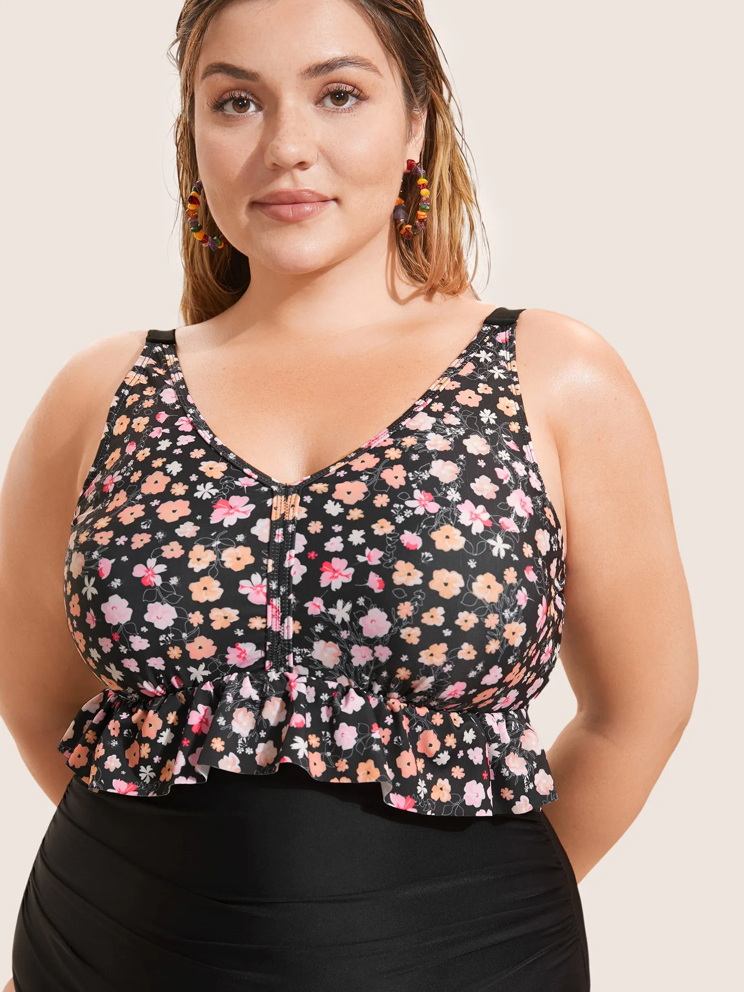 Ditsy Floral Patchwork Ruffle Trim One Piece Swimsuit sold by Bloomchic product image thumbnail 4