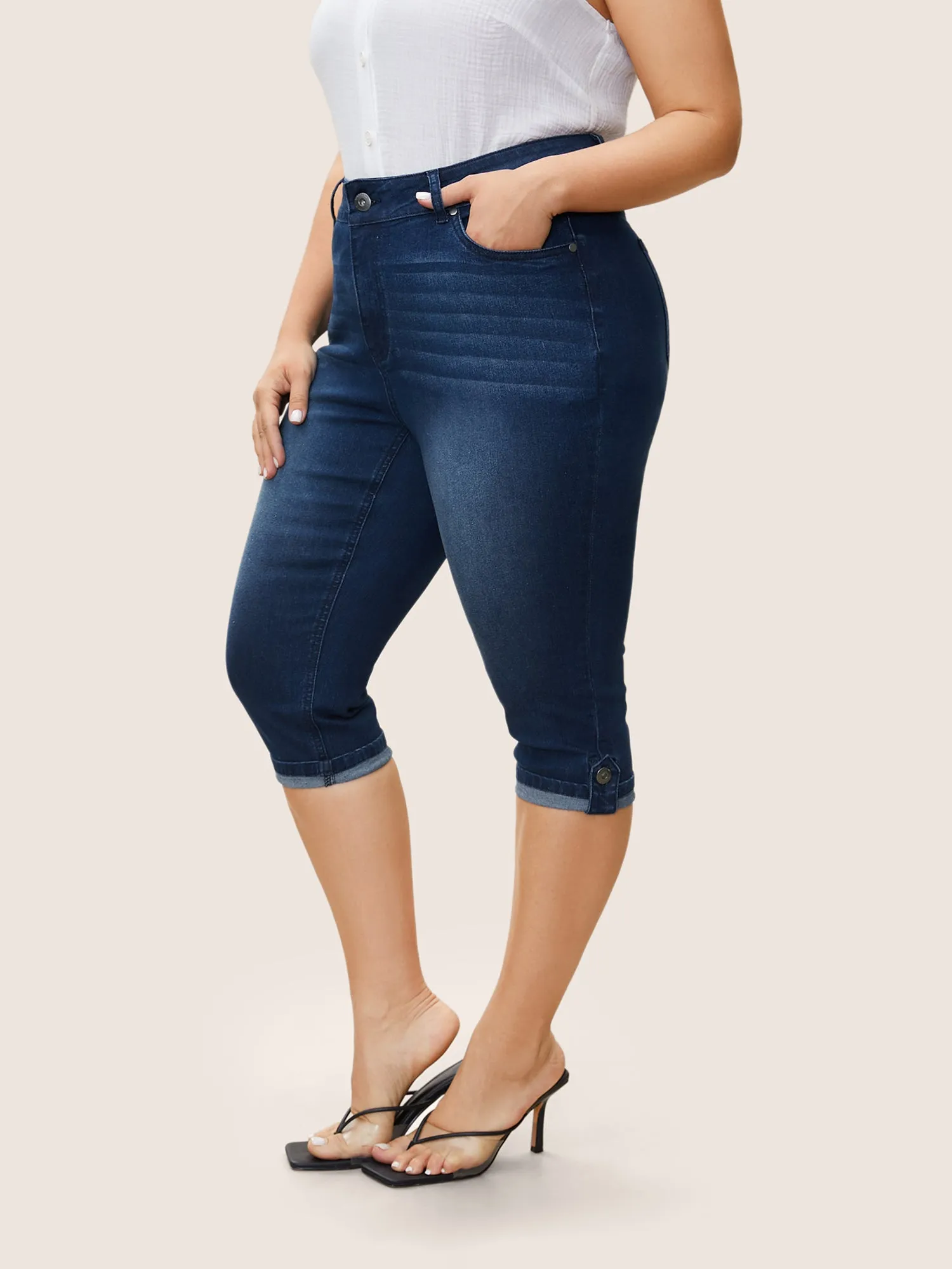 Plain Roll Hem Skinny Cropped Jeans sold by Bloomchic product image thumbnail 2