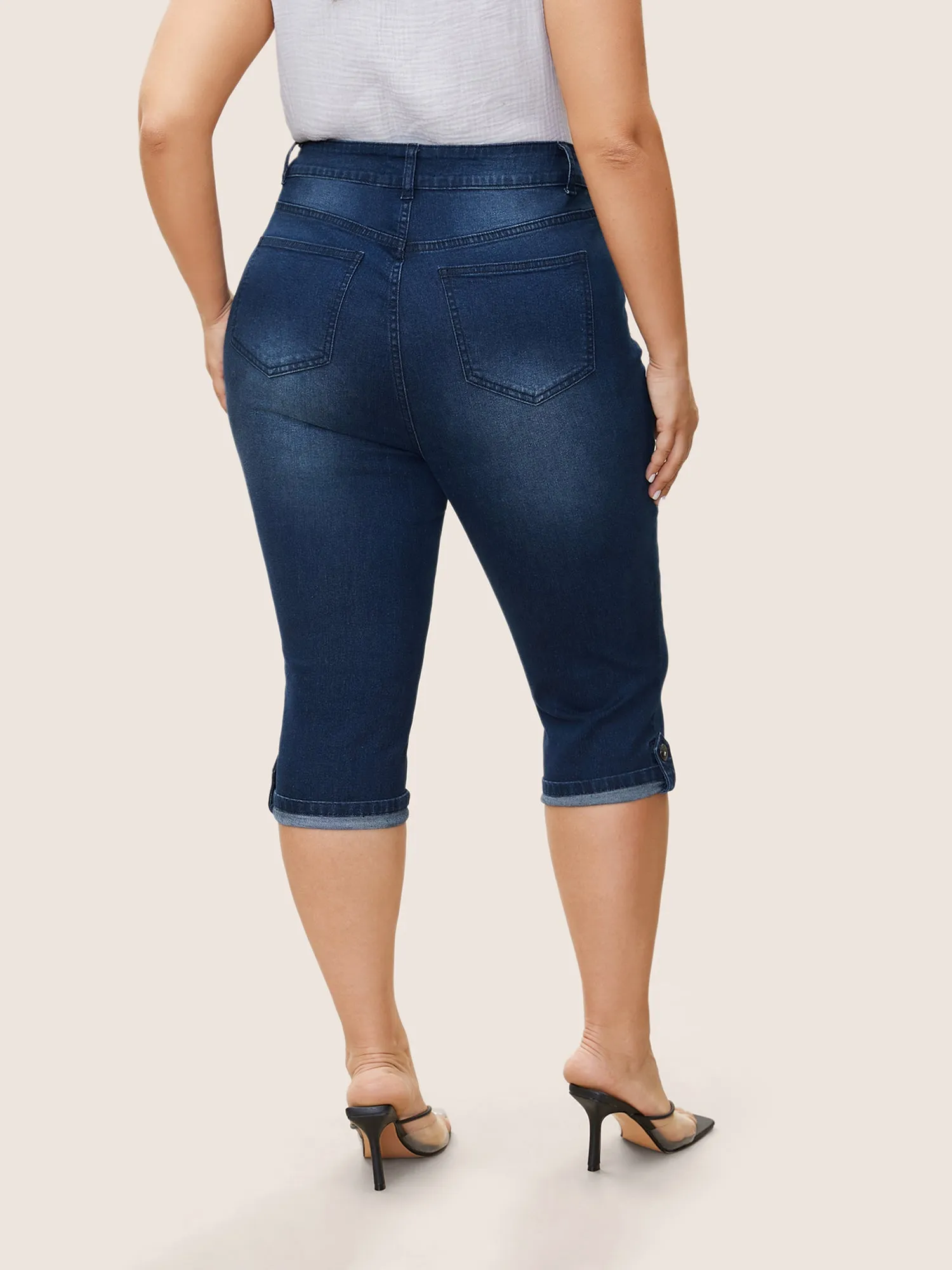 Plain Roll Hem Skinny Cropped Jeans sold by Bloomchic product image thumbnail 4