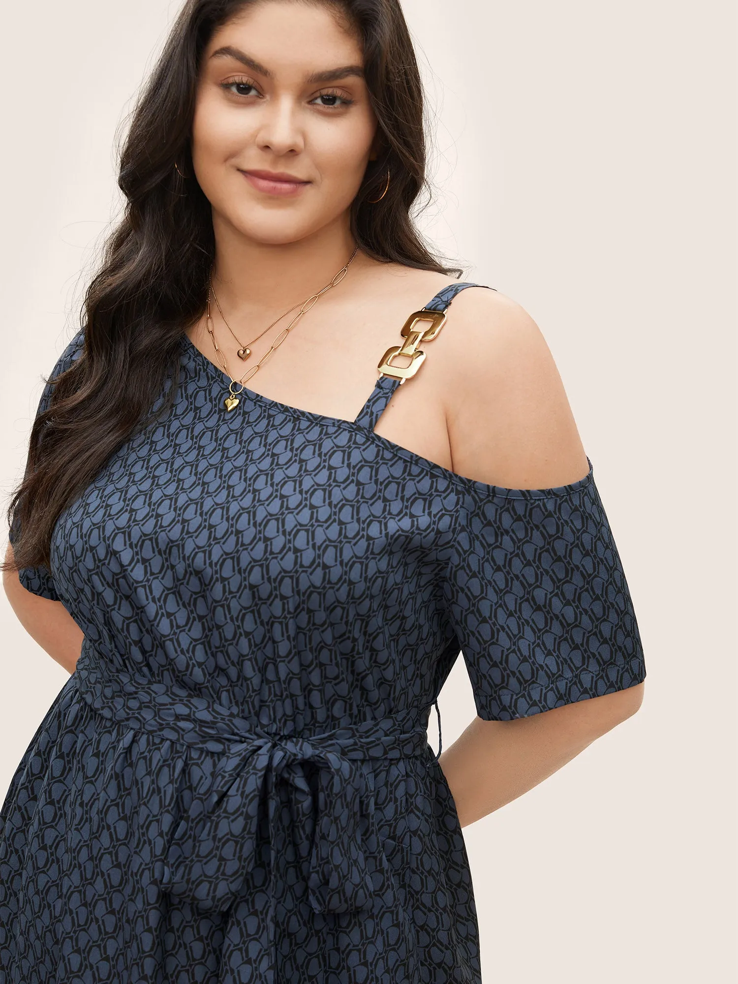 Geometric Metal Chain Detail Belted Dress sold by Bloomchic product image thumbnail 4