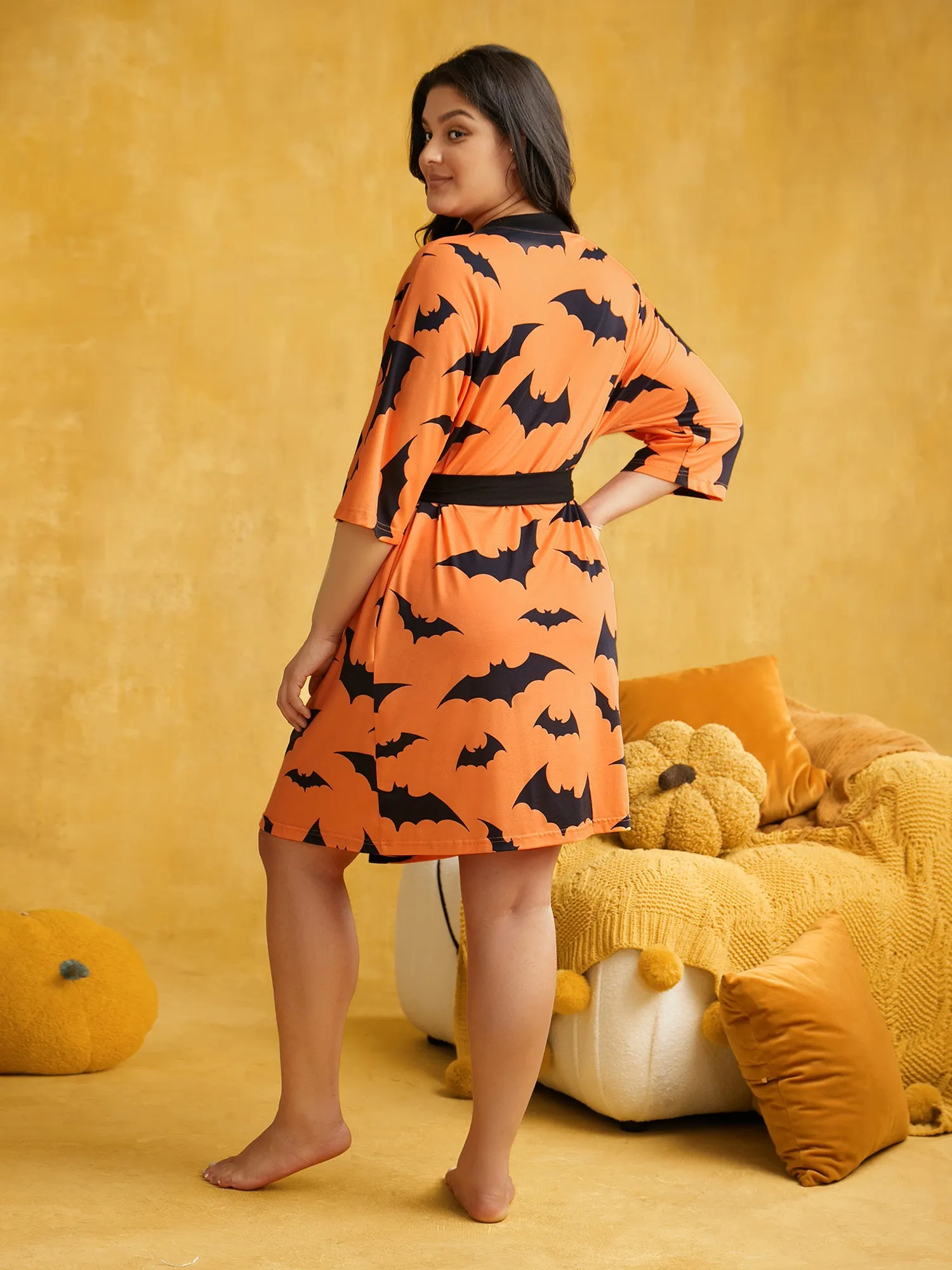 Batty Print Midi Loungewear Robe sold by Bloomchic product image thumbnail 4