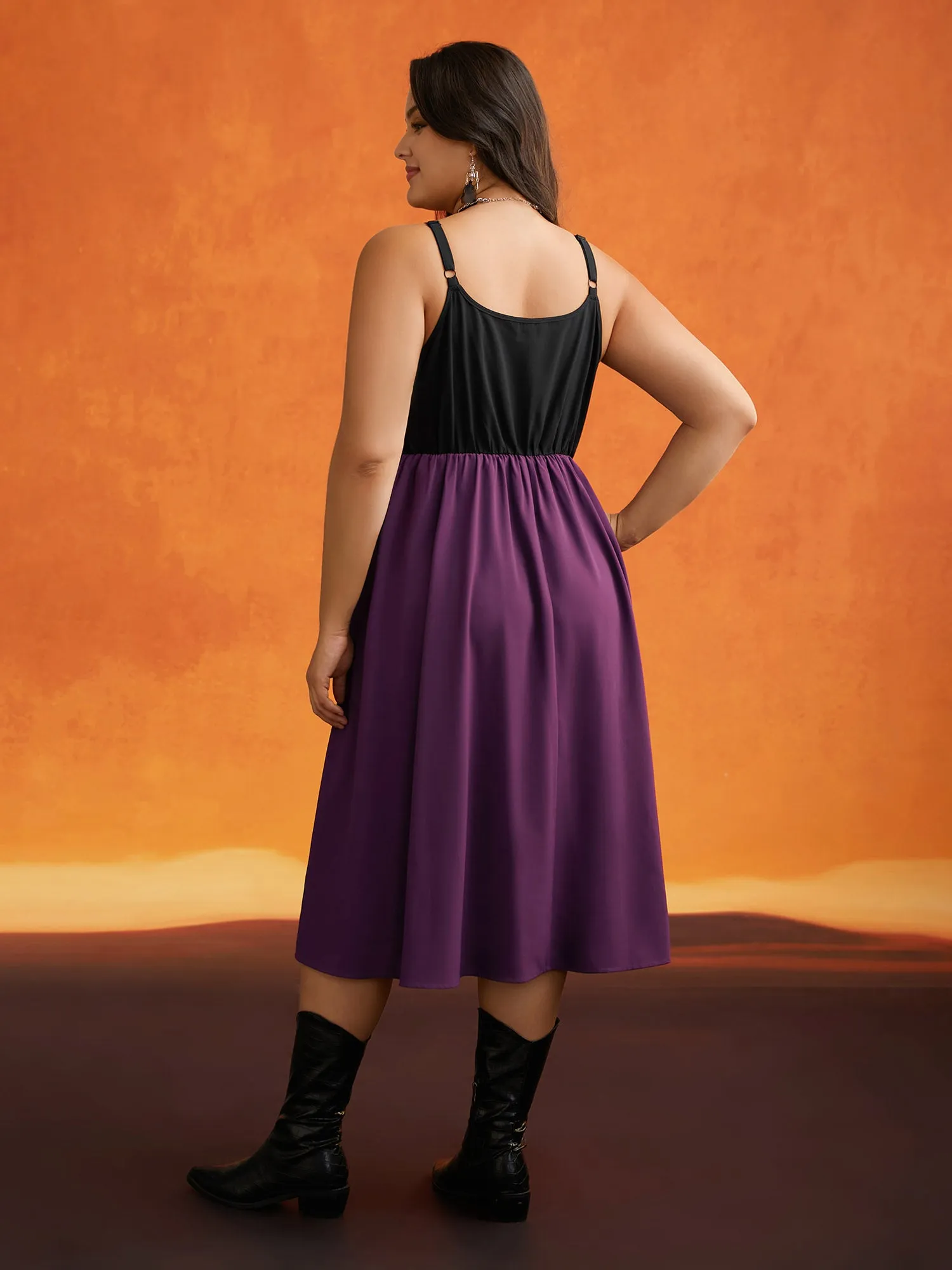 Bewitched Color Contrast Splicing Midi Dress sold by Bloomchic product image thumbnail 3