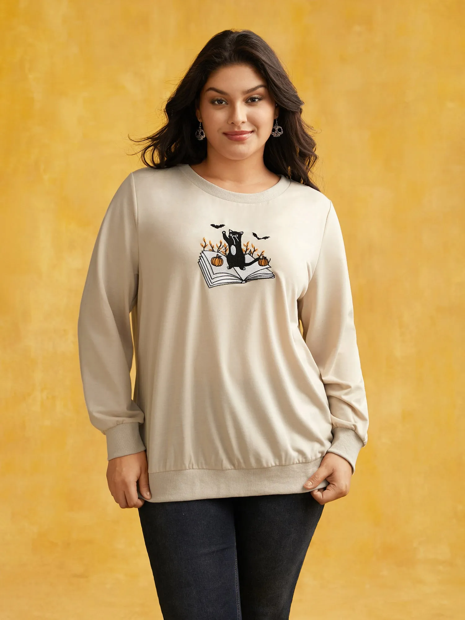 Cat-in-the-book Embroidered Sweatshirt sold by Bloomchic product image thumbnail 3