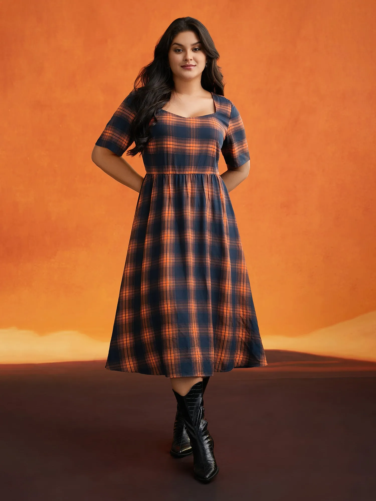 Stretchy Plaid Contrast Splicing Midi Dress sold by Bloomchic