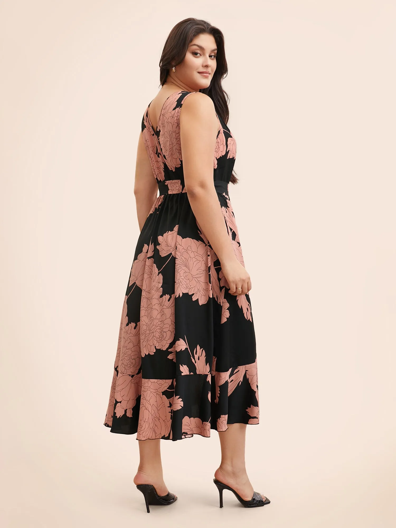 Floral Ruffle Trim Sleeveless Midi Dress sold by Bloomchic product image thumbnail 4