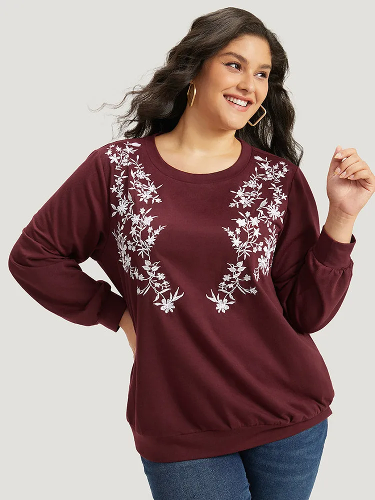 Silhouette Floral Print Embroidered Crew Neck Sweatshirt sold by Bloomchic product image thumbnail 5