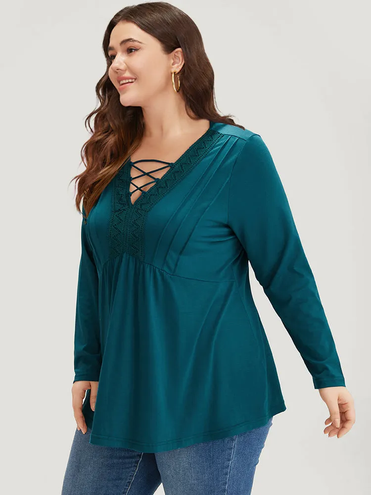 Plain Lace Patchwork Pleated Crisscross T-shirt sold by Bloomchic product image thumbnail 3