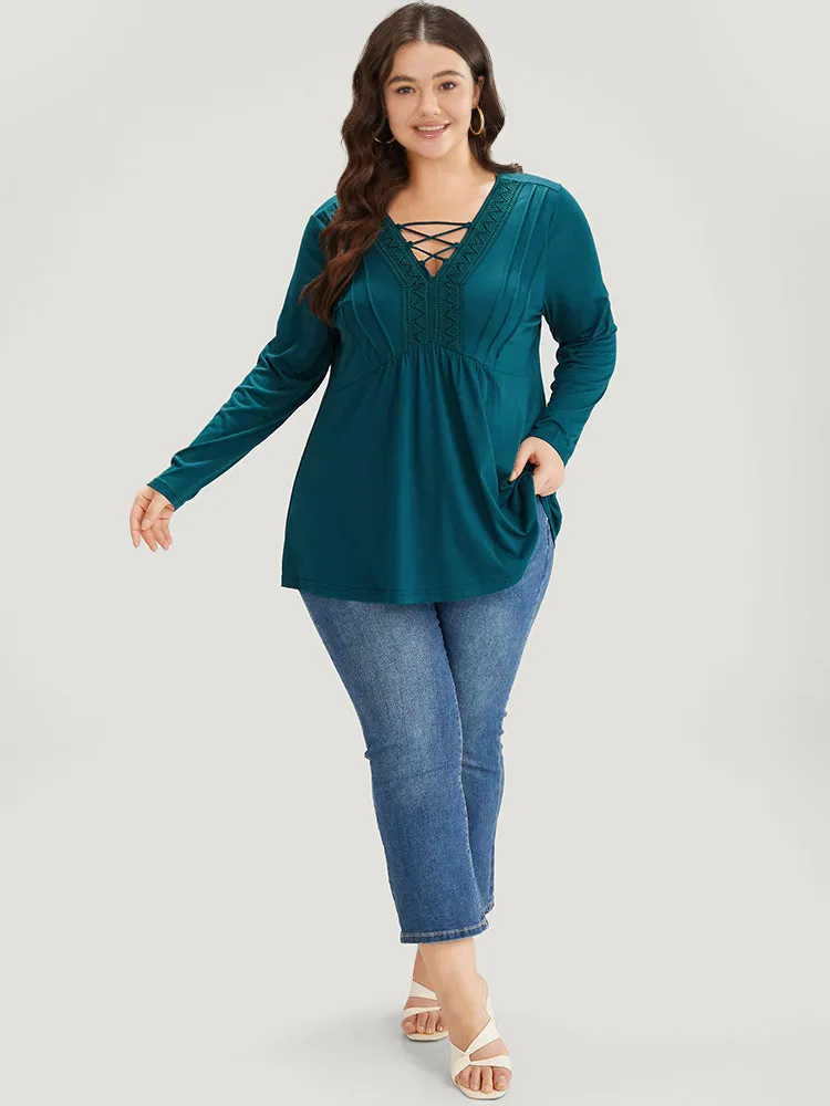 Plain Lace Patchwork Pleated Crisscross T-shirt sold by Bloomchic product image thumbnail 4