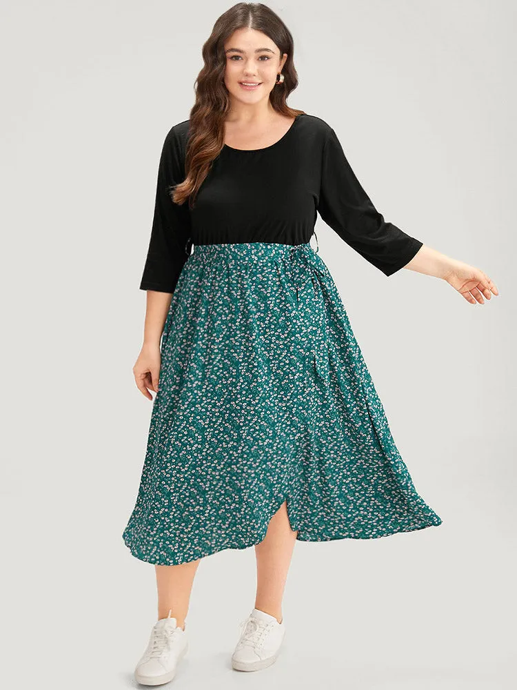 Ditsy Floral Patchwork Pocket Belted Crew Neck Dress sold by Bloomchic product image thumbnail 3